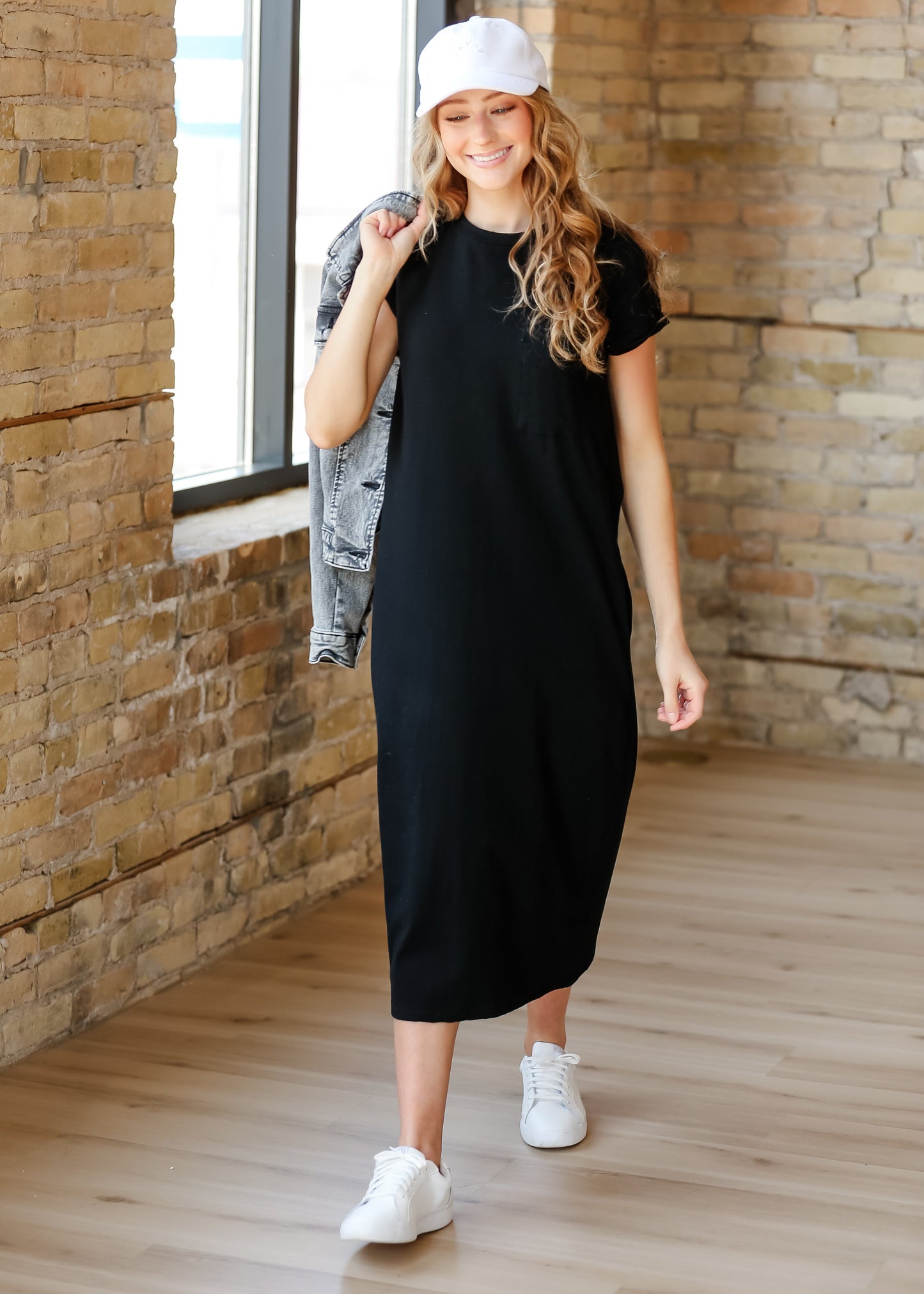 Finley T-shirt Midi Dress