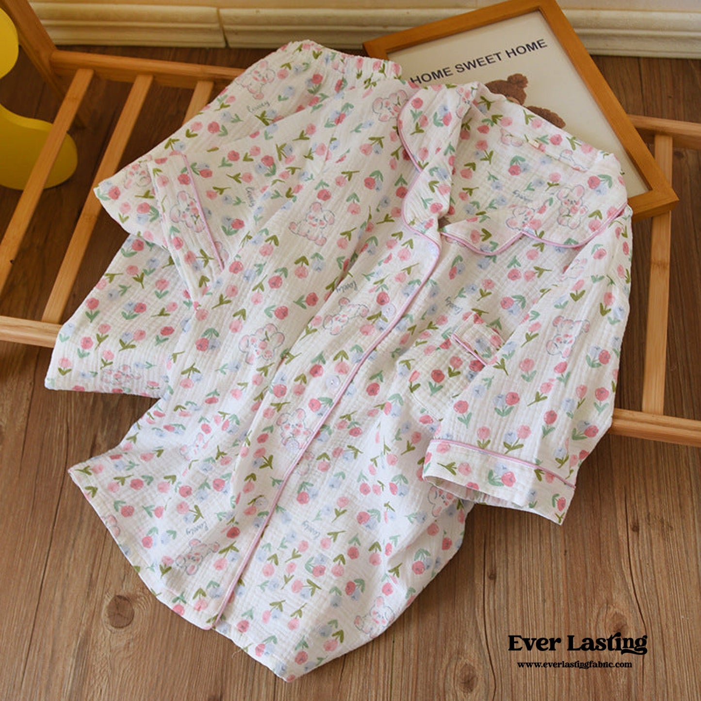 Floral Garden Short Sleeves and Pants Cotton Pajama Set / Beige