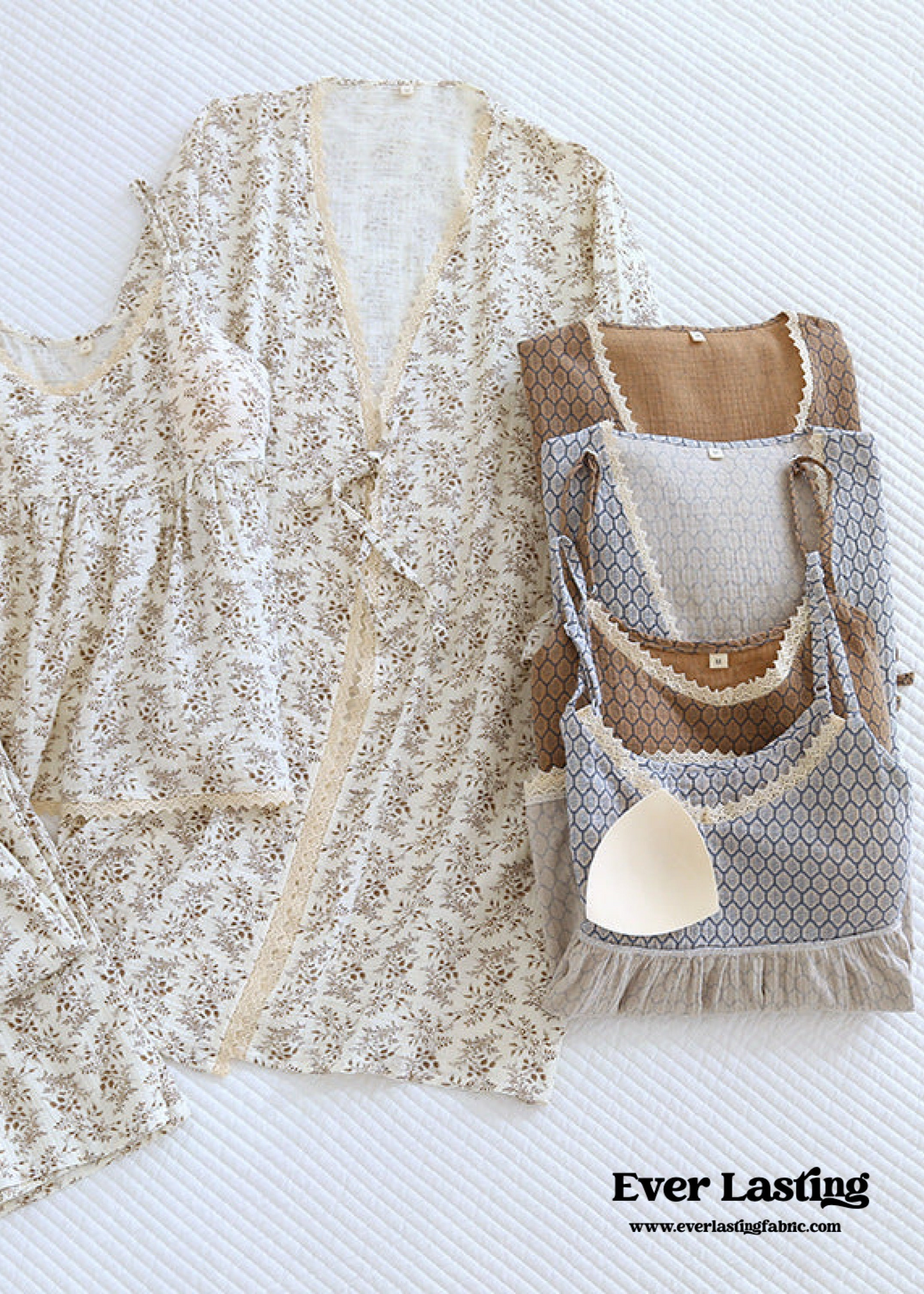 Floral V Tank and Long Pants with Cardigan Cotton Pajama Set / Blue