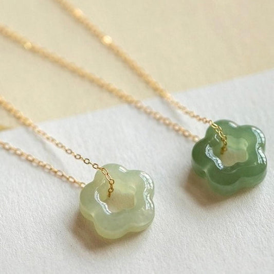 FLOWER JADE NECKLACE - Concordia Style Boutique