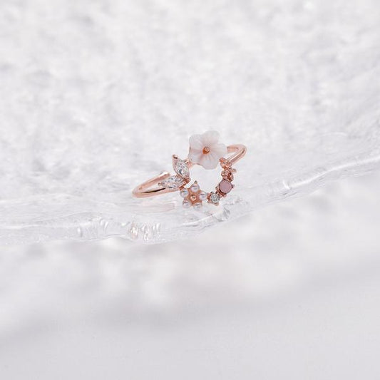 TULIP RING (ADJUSTABLE) - Concordia Style Boutique