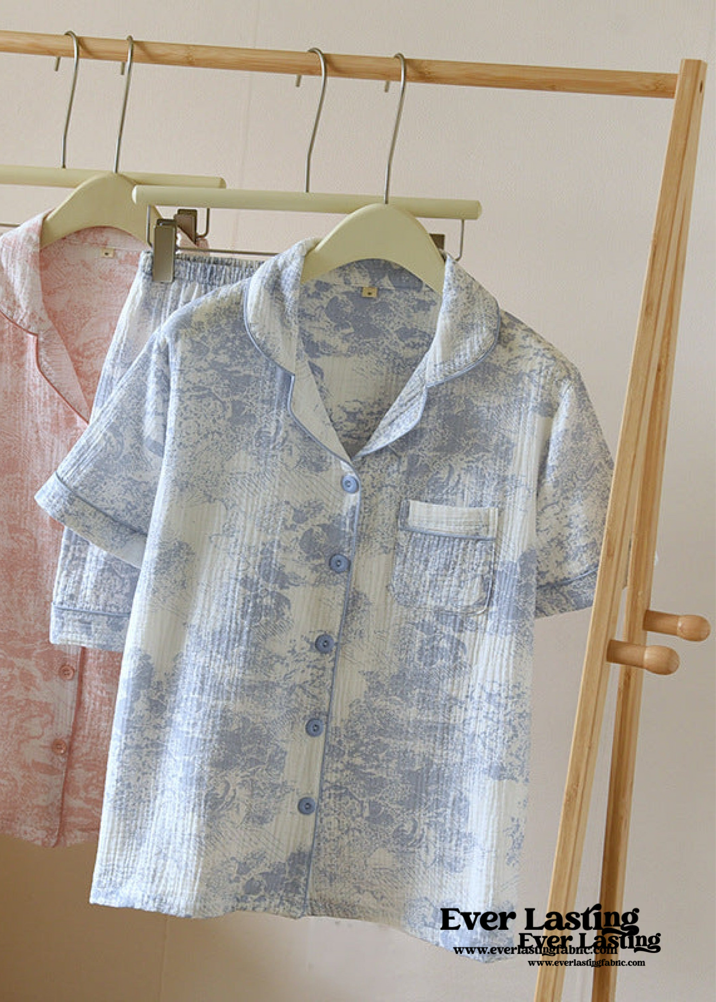 French Cottage Short Sleeves and Shorts Cotton Pajama Set / Pink