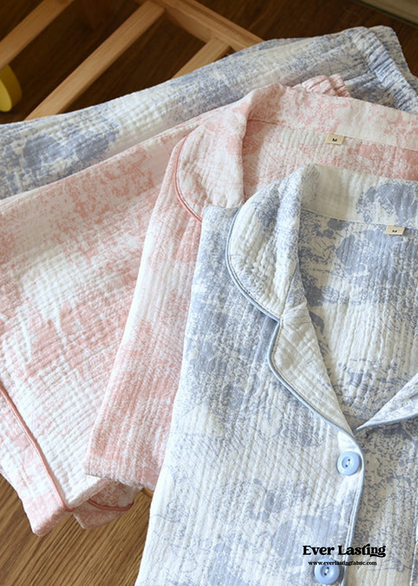 French Cottage Short Sleeves and Shorts Cotton Pajama Set / Pink