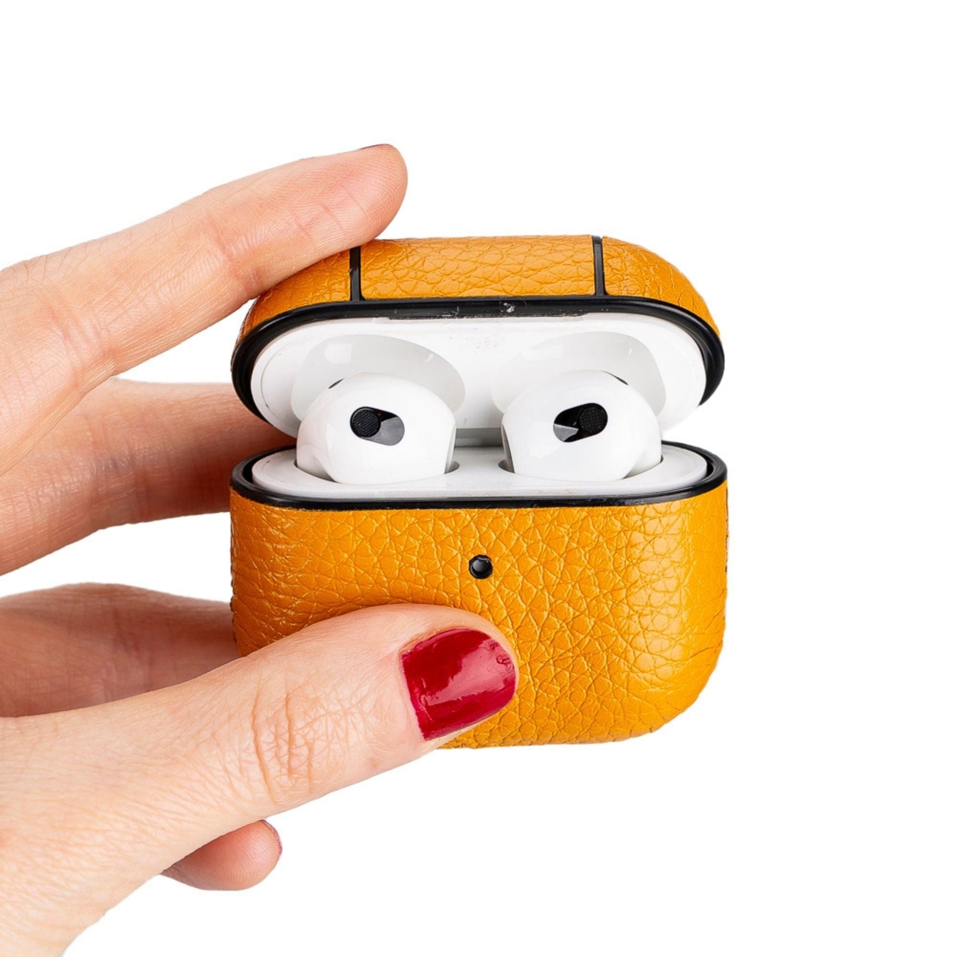 Gillette Leather Case for AirPods 3 - Concordia Style Boutique