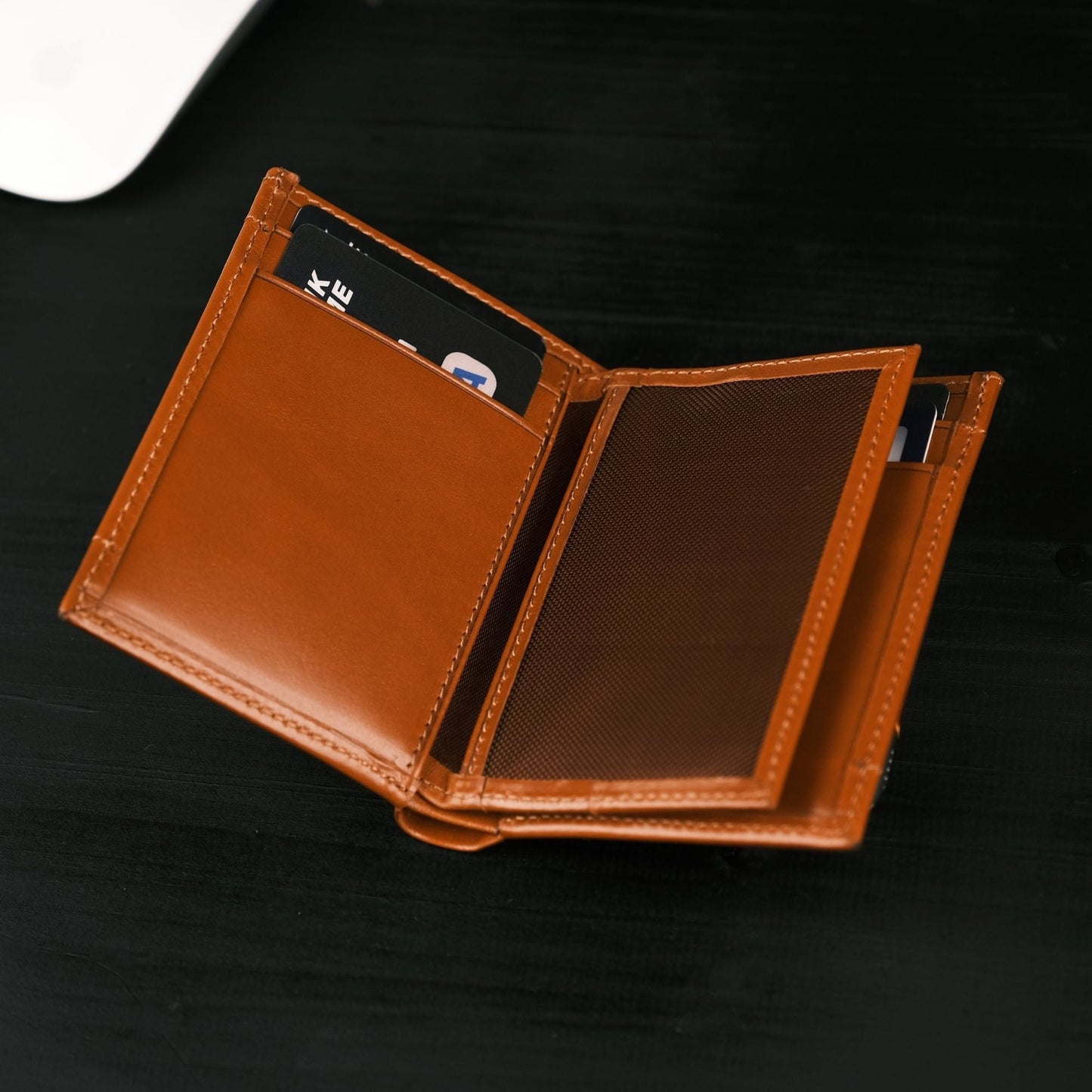 Glendo Apple AirTag Slot Leather Wallet, Handcrafted, Unisex - Concordia Style Boutique