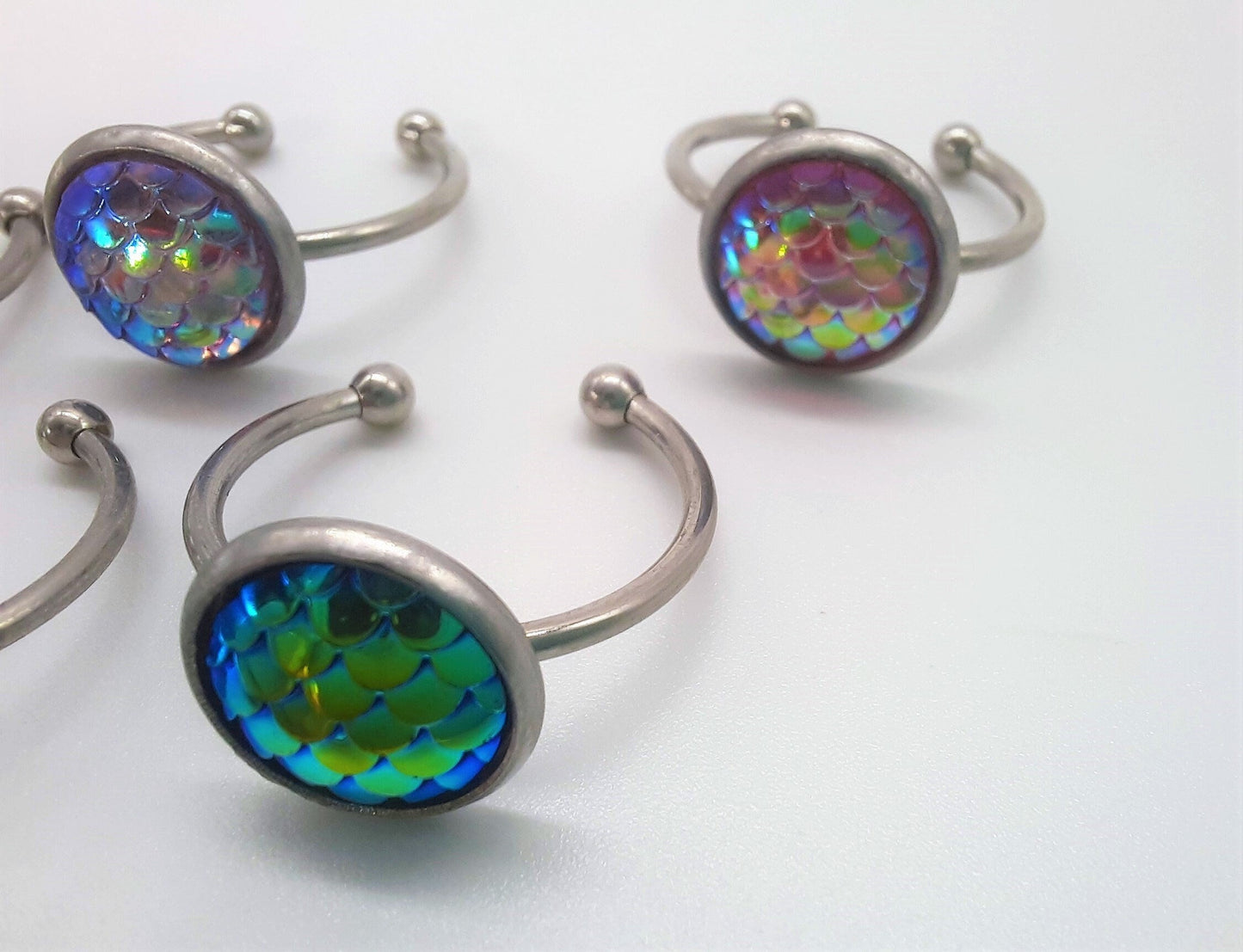 Iridescent 10mm Mermaid Scale Finger Cuff Ring