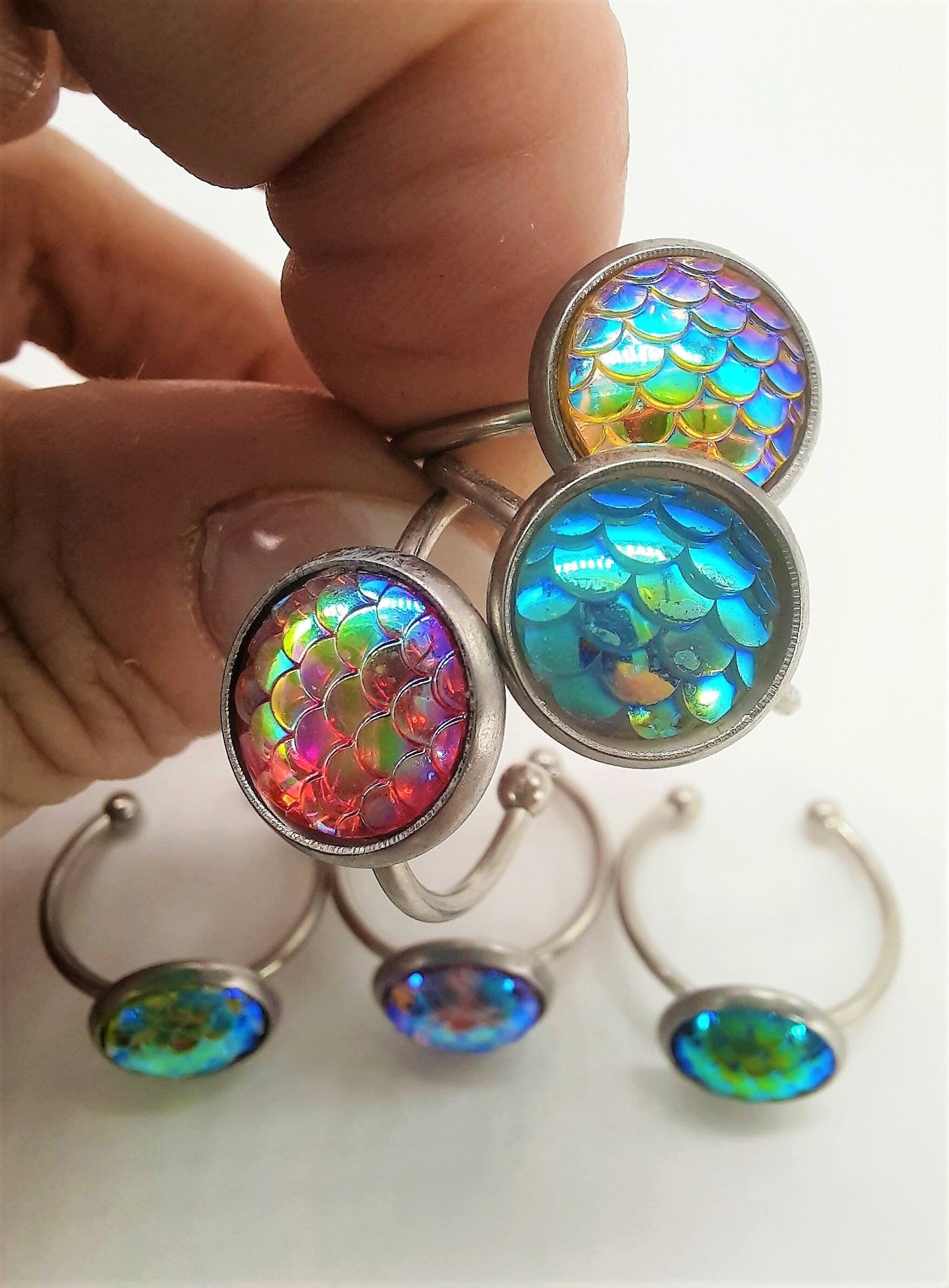Iridescent 10mm Mermaid Scale Finger Cuff Ring