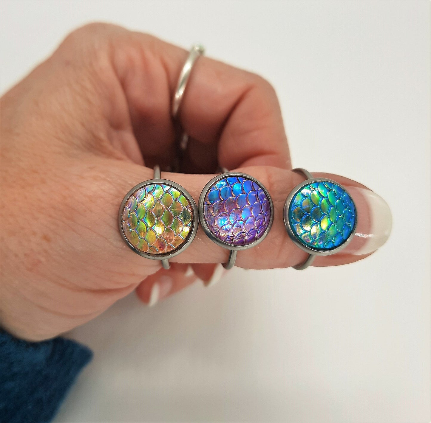 Iridescent 12mm Mermaid Scale Finger Cuff Ring