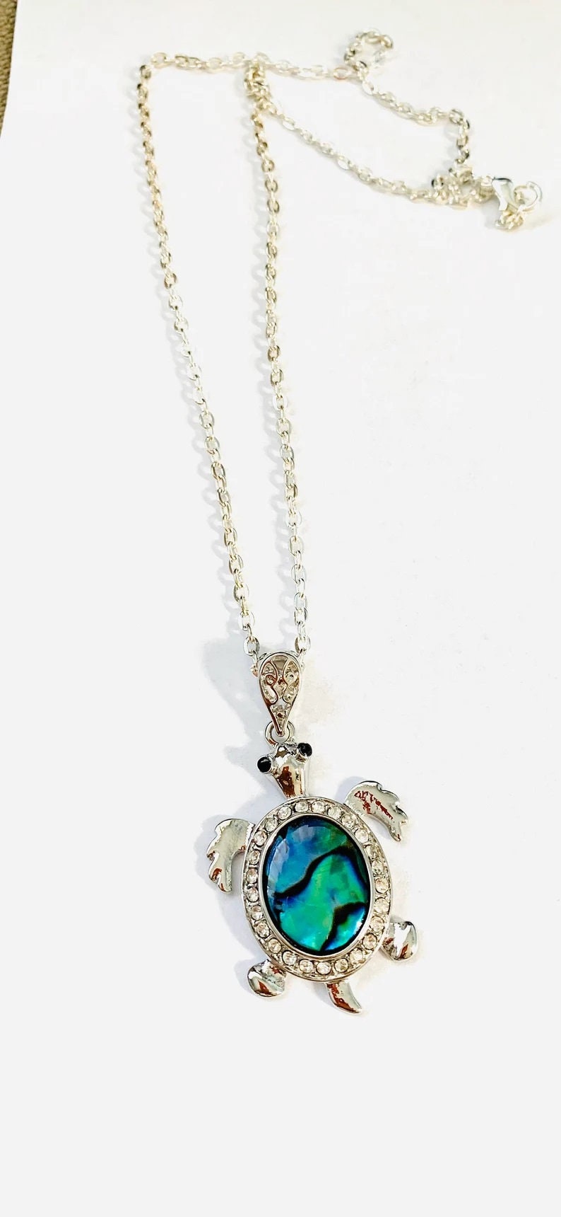 Abalone / Paua Seashell Sea Turtle Pendant Necklace