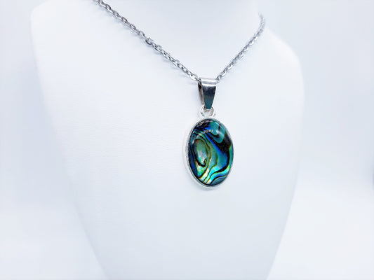 Abalone / Paua Seashell Oval Pendant Necklace