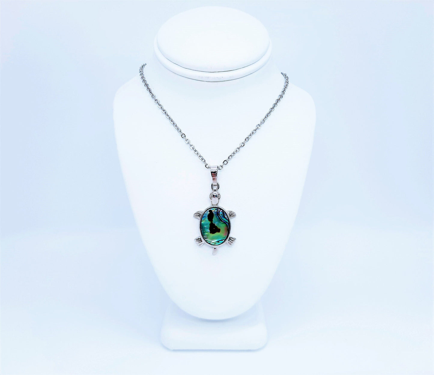 Abalone / Paua Seashell Small Sea Turtle Pendant Necklace