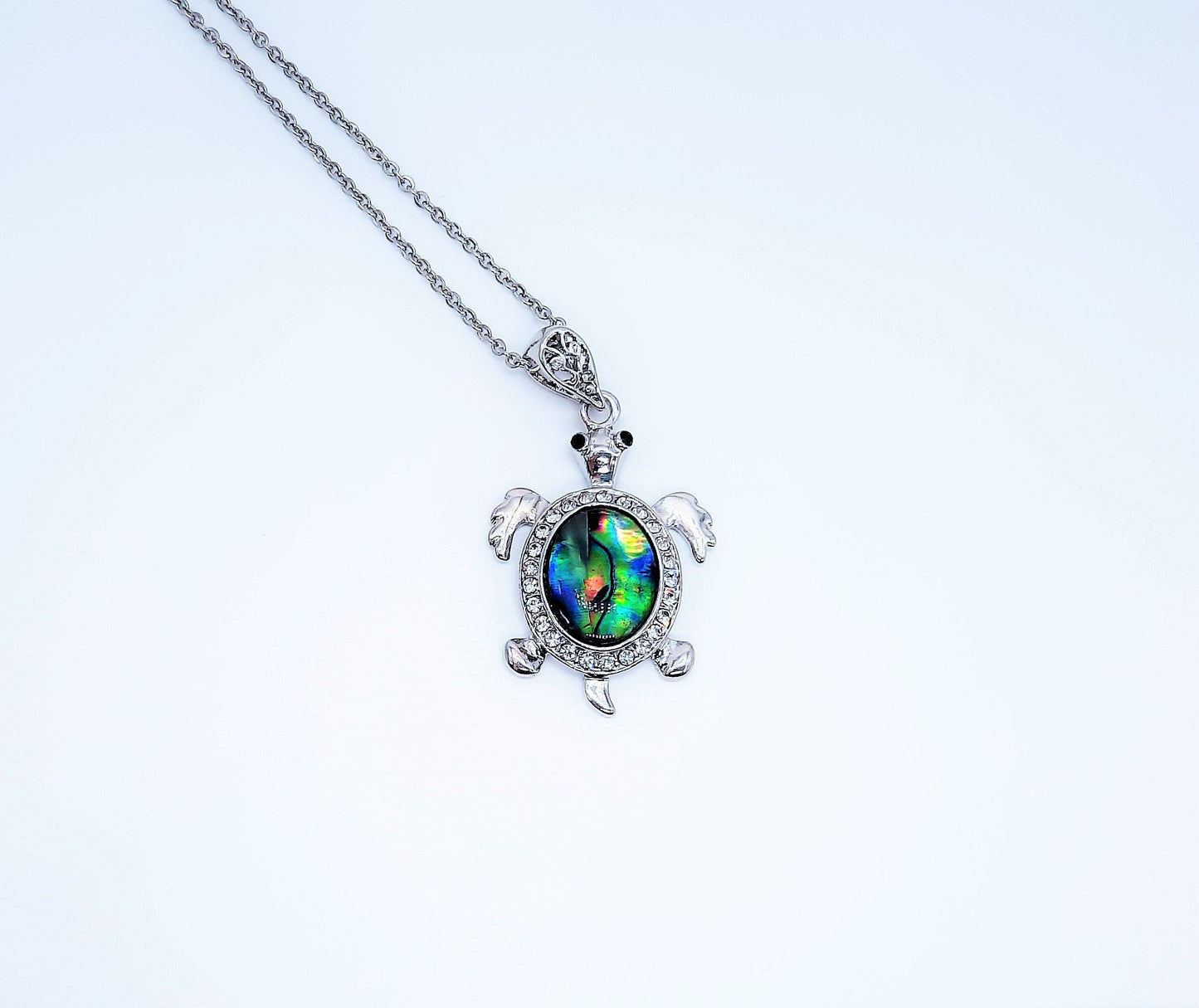 Abalone / Paua Seashell Sea Turtle Pendant Necklace