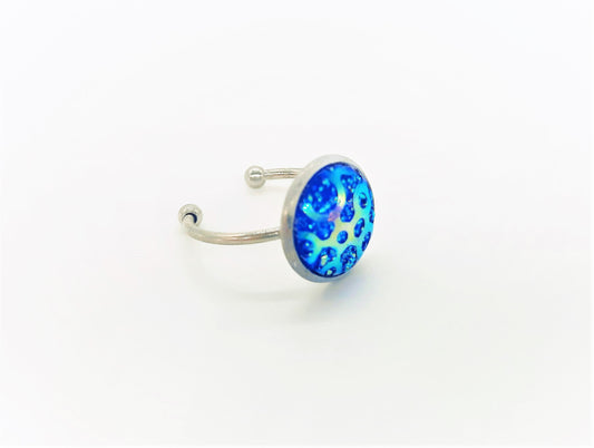 Iridescent Blue Resin Cuff Finger Ring, Size 7