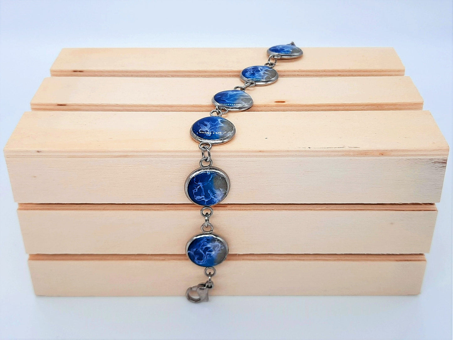 Small Circle Resin Seascape Link Bracelet