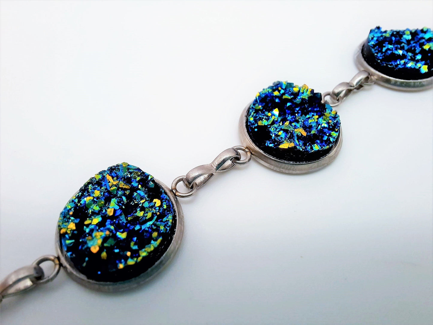 Iridescent Druzy Stone Link Bracelet
