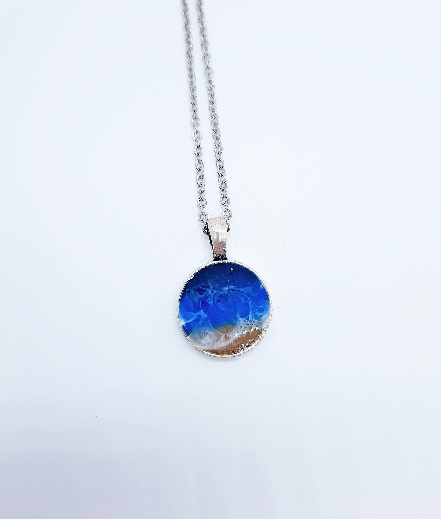Small Circle Resin Seascape Necklace