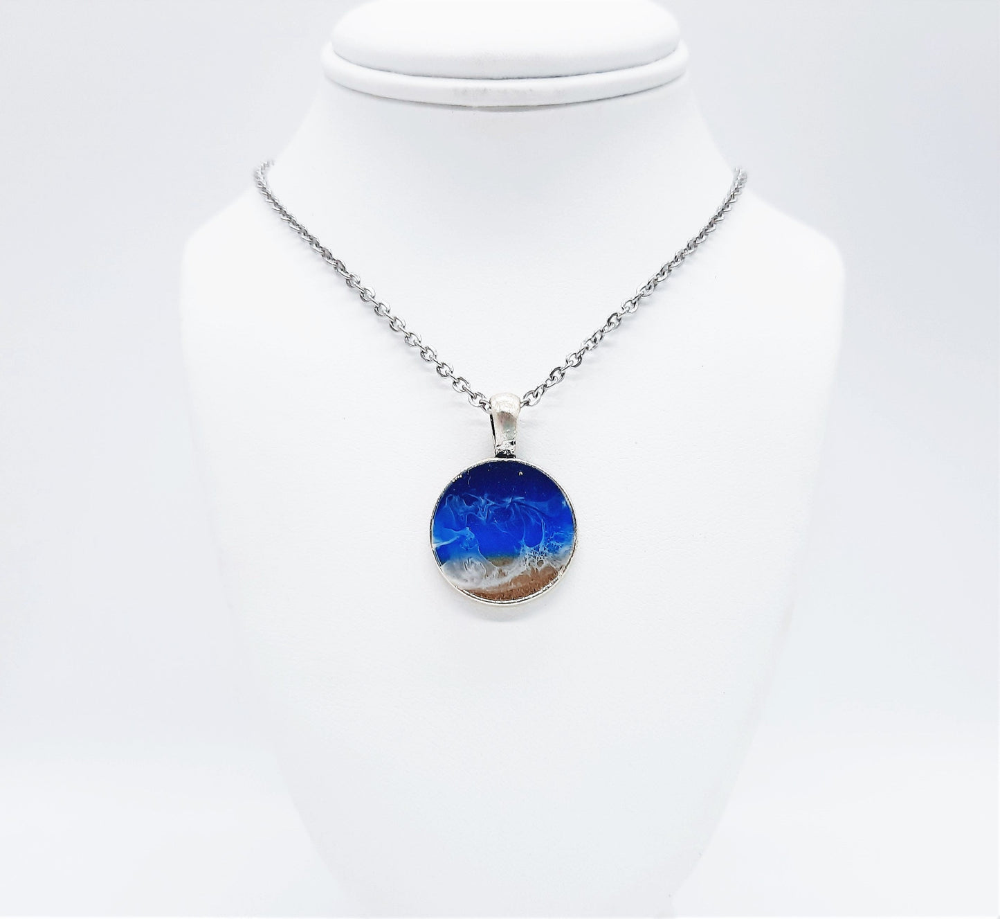 Small Circle Resin Seascape Necklace