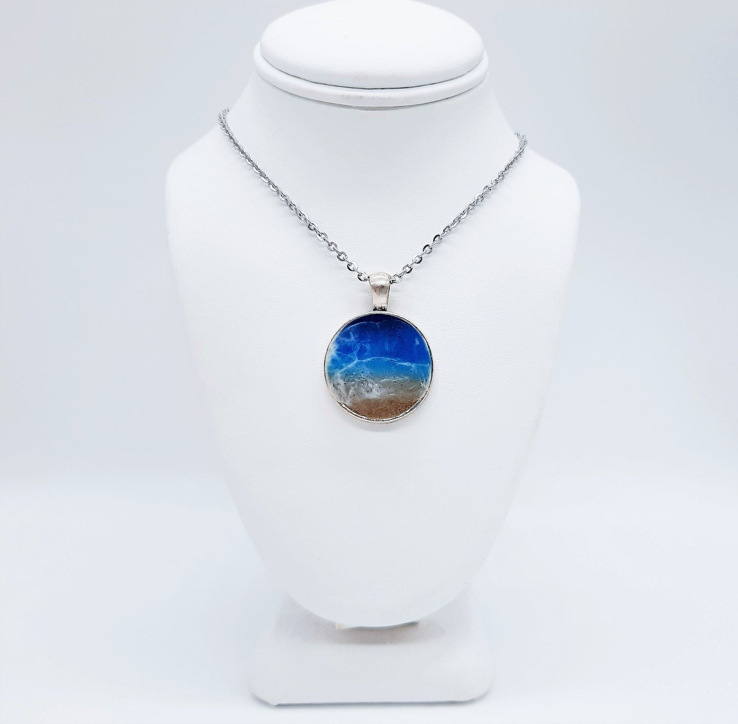 Medium Circle Resin Seascape Necklace