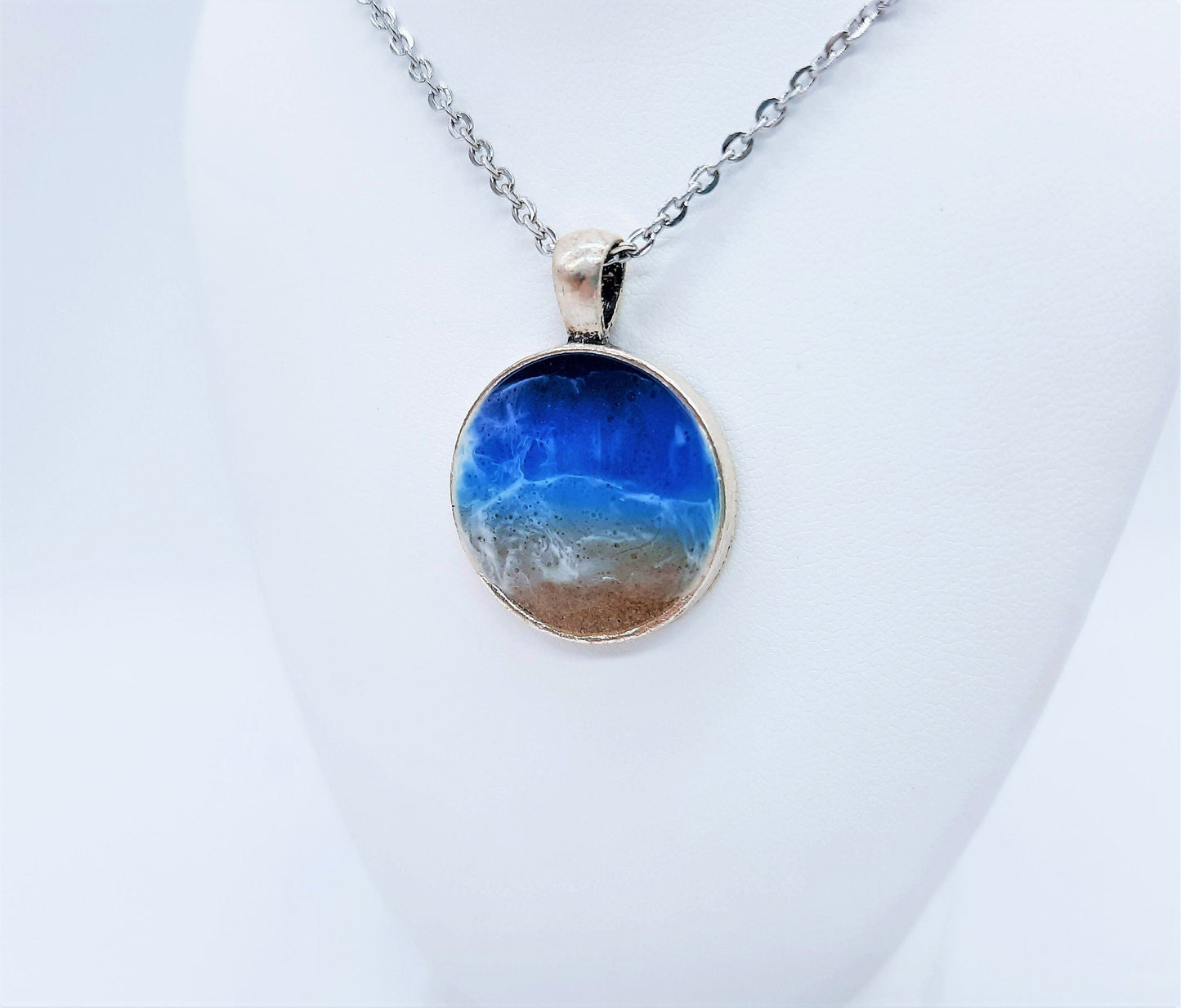 Medium Circle Resin Seascape Necklace