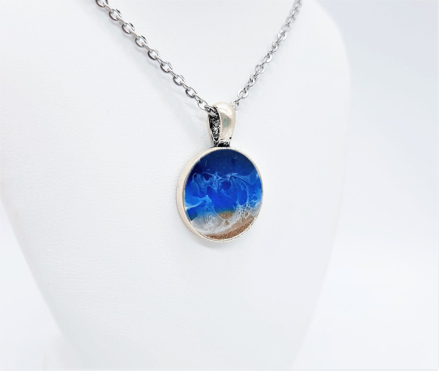 Small Circle Resin Seascape Necklace