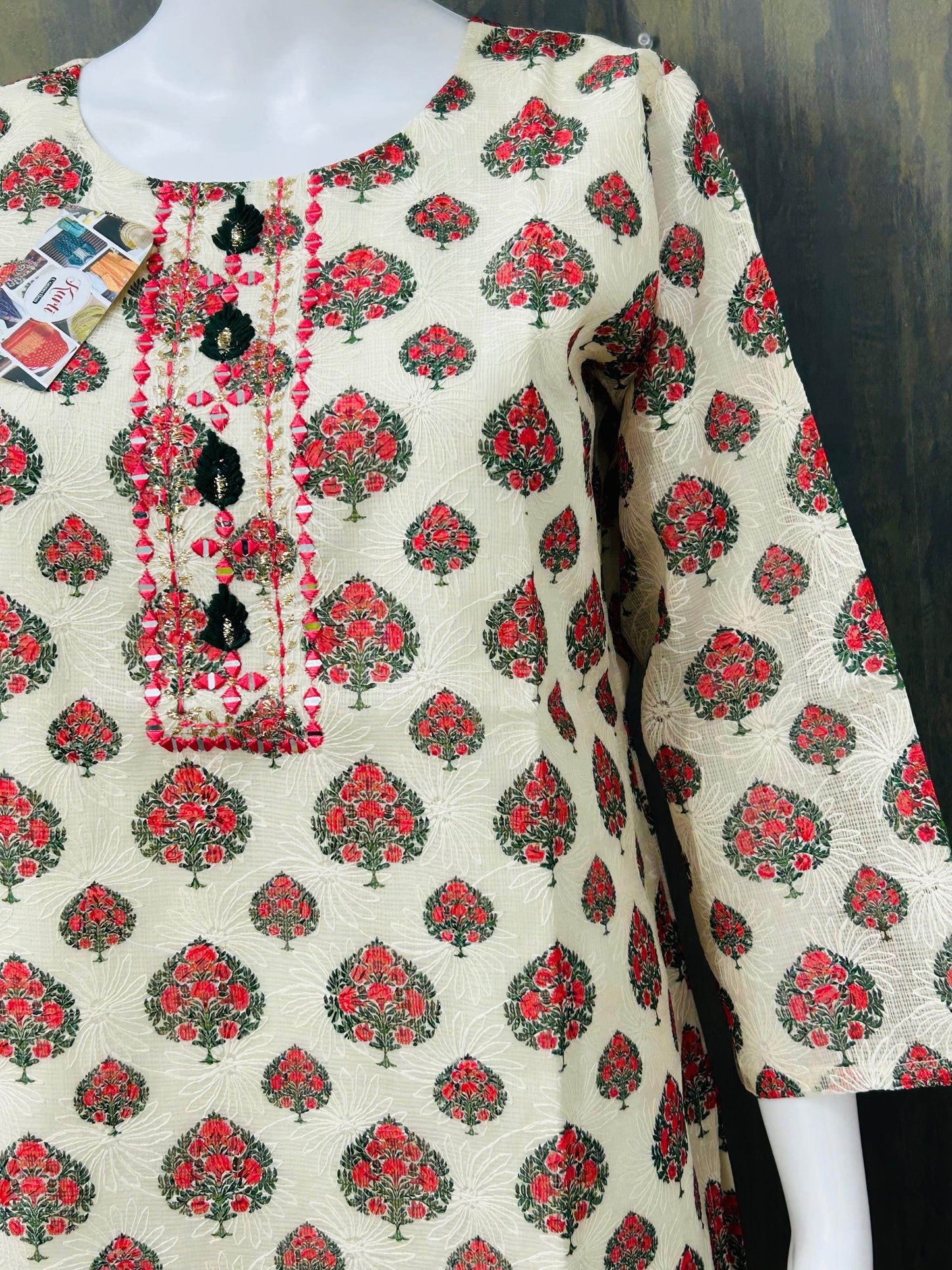 Cotton chikankari kurti