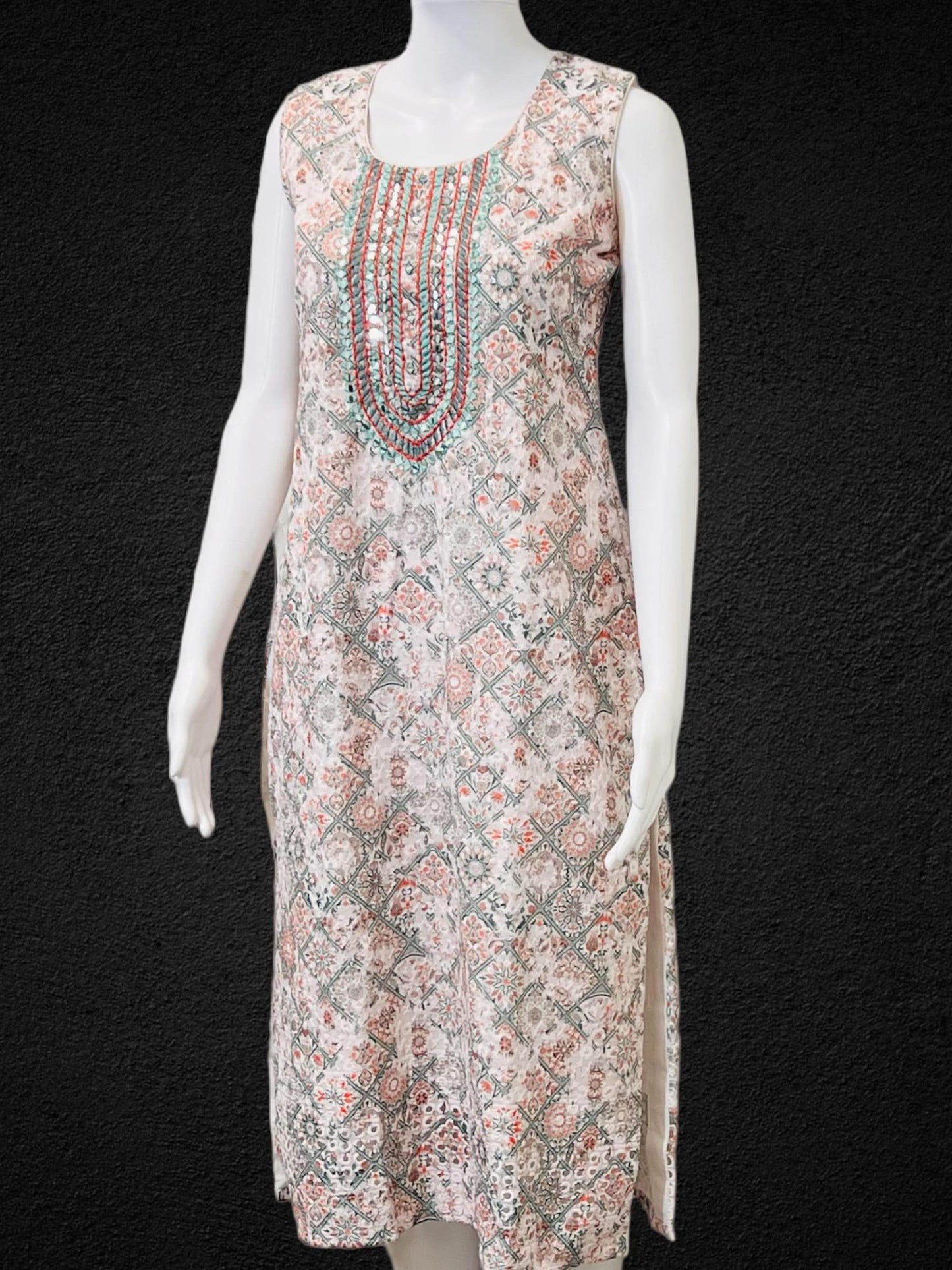 Chikankari kurti