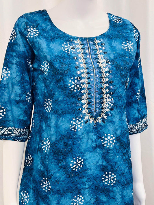 Cotton chikankari kurti