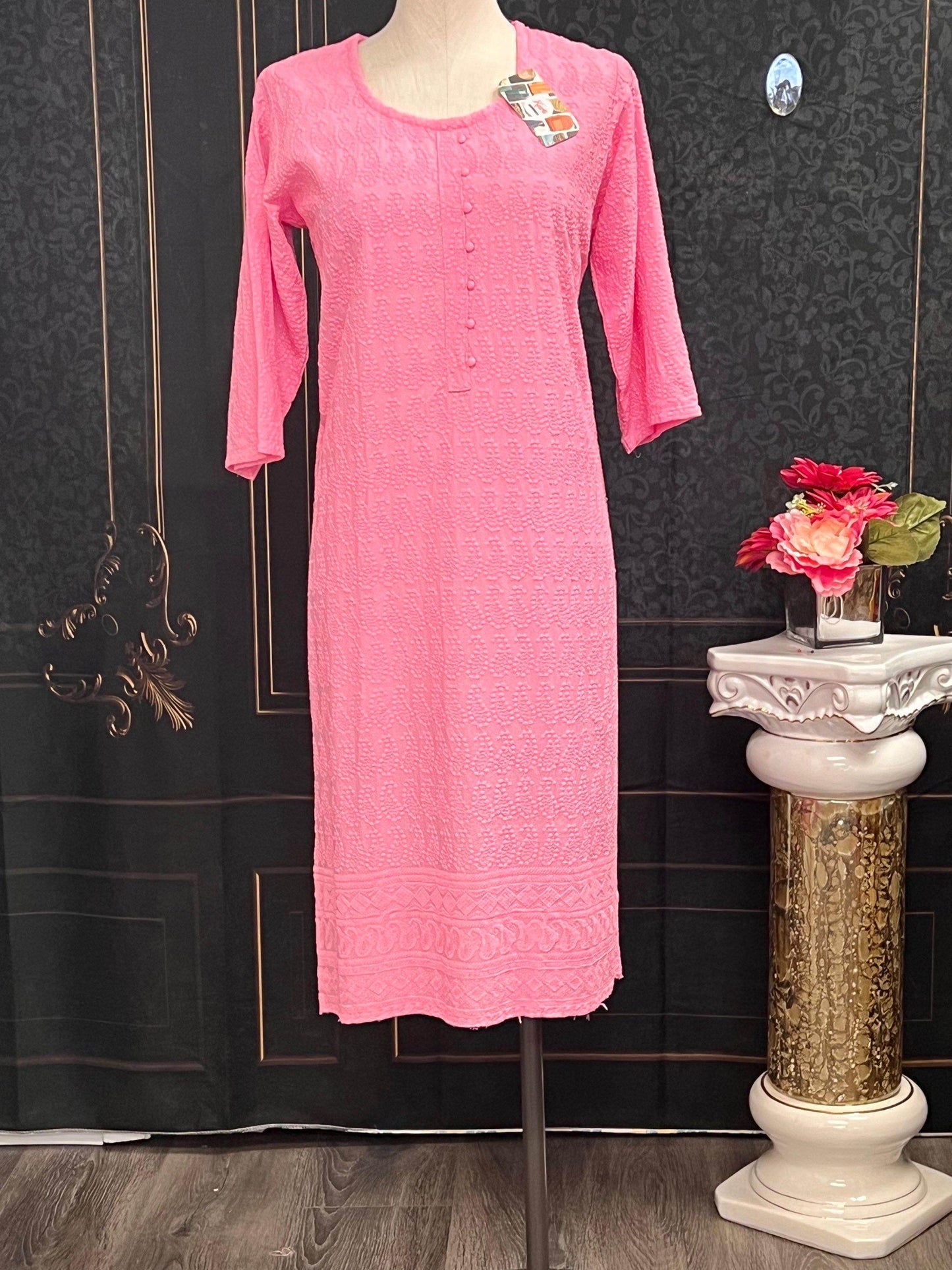 chikankari kurti