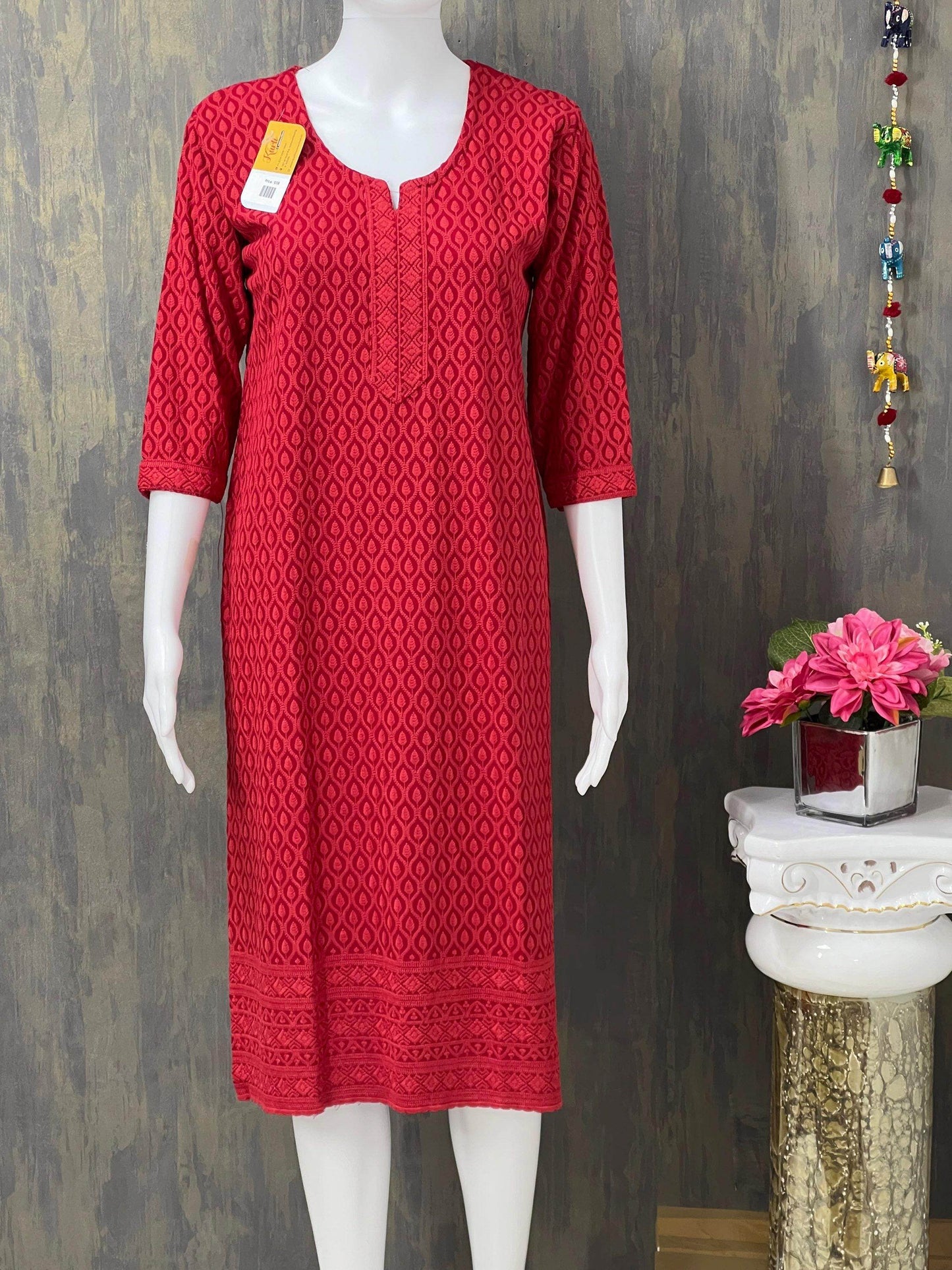Chikankari kurti
