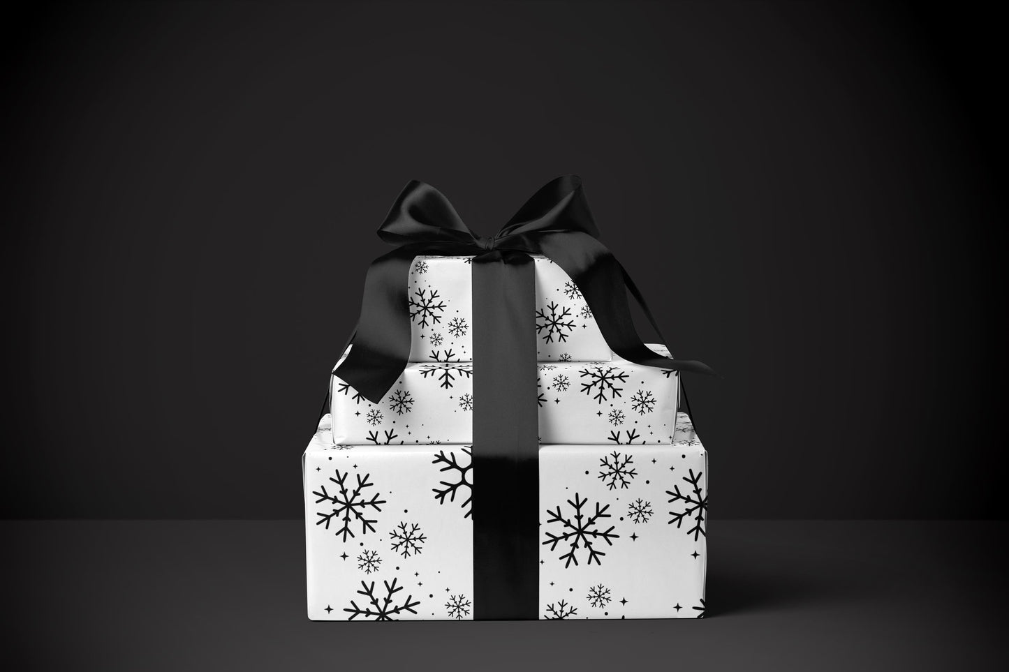 Black Snowflakes Wrapping Paper