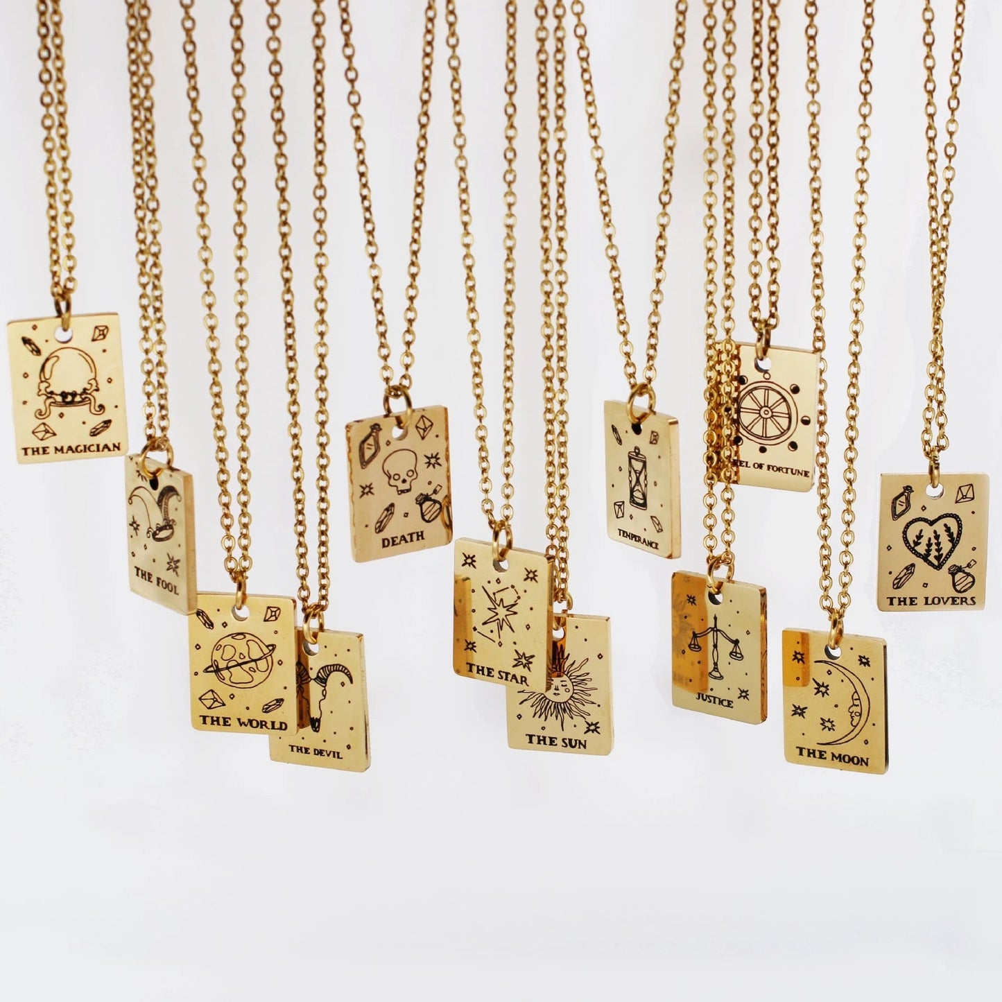 The magician Tarot card pendant - Gold plated Tarot necklace - Concordia Style Boutique
