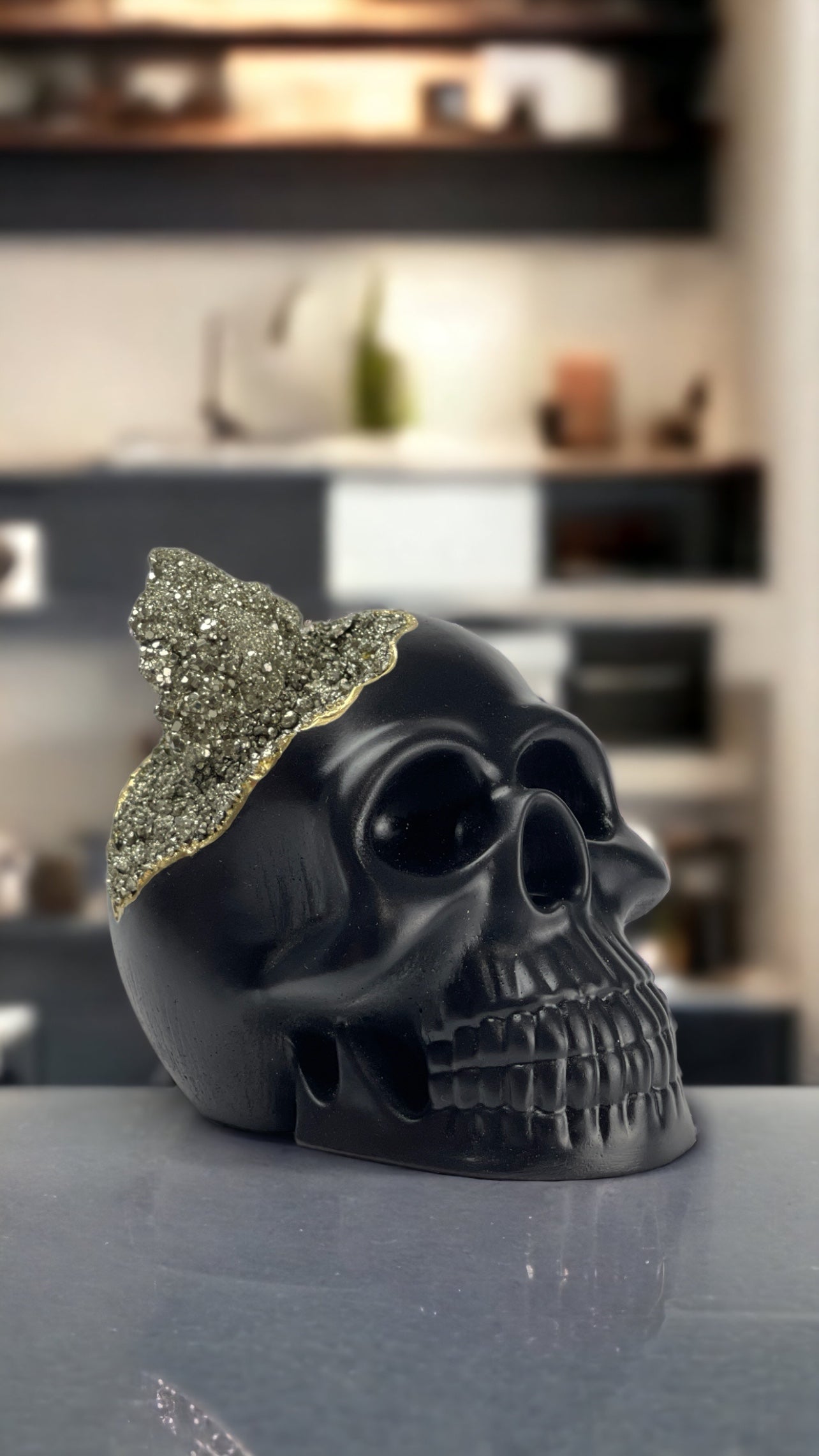 Pyrite Skull Head (black) - Concordia Style Boutique