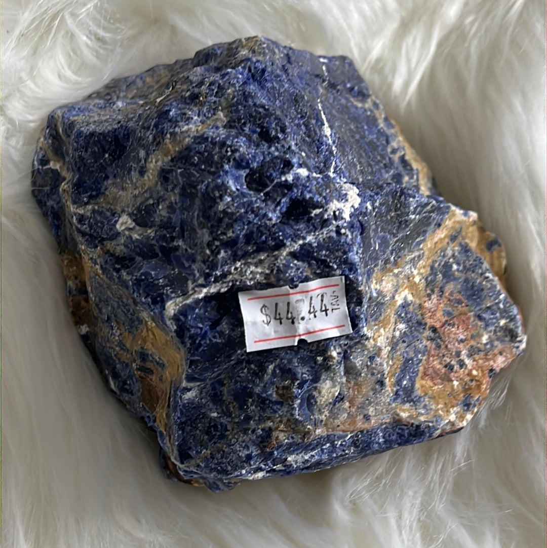 Jumbo Sunset Sodalite - Raw healing stone - Concordia Style Boutique