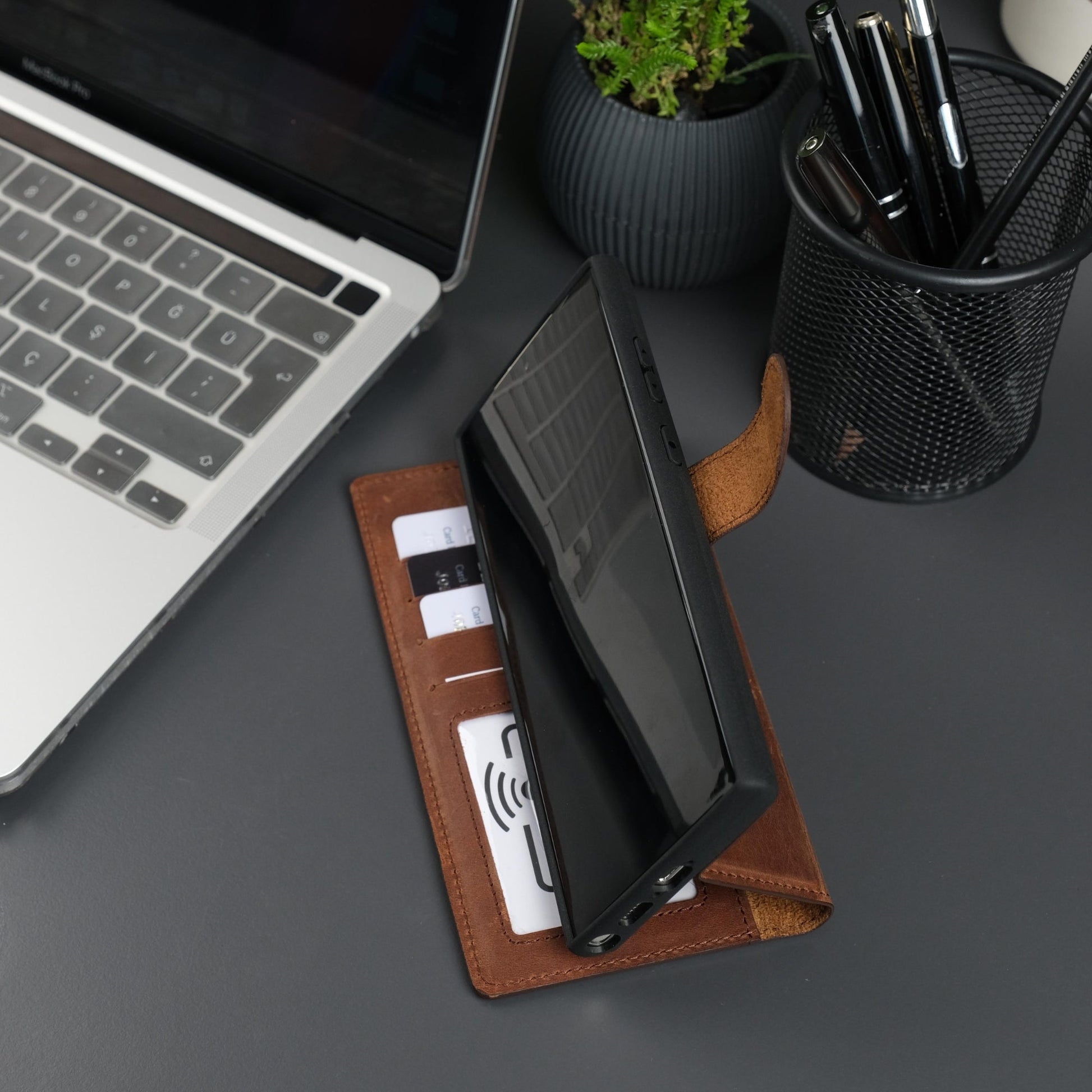 Leather Samsung Galaxy S25 Ultra Wallet Case | Buffalo - Concordia Style Boutique