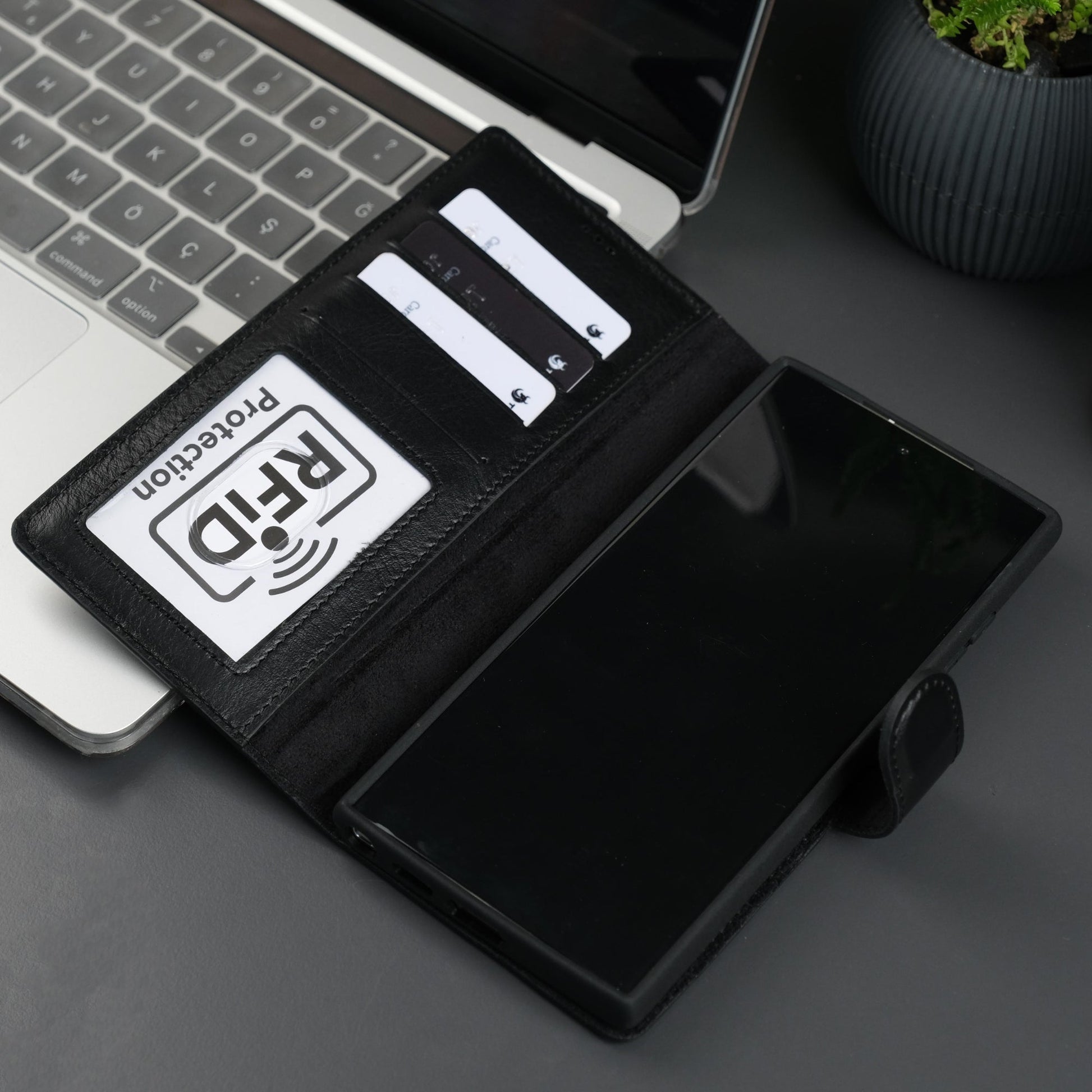 Leather Samsung Galaxy S25 Ultra Wallet Case | Buffalo - Concordia Style Boutique