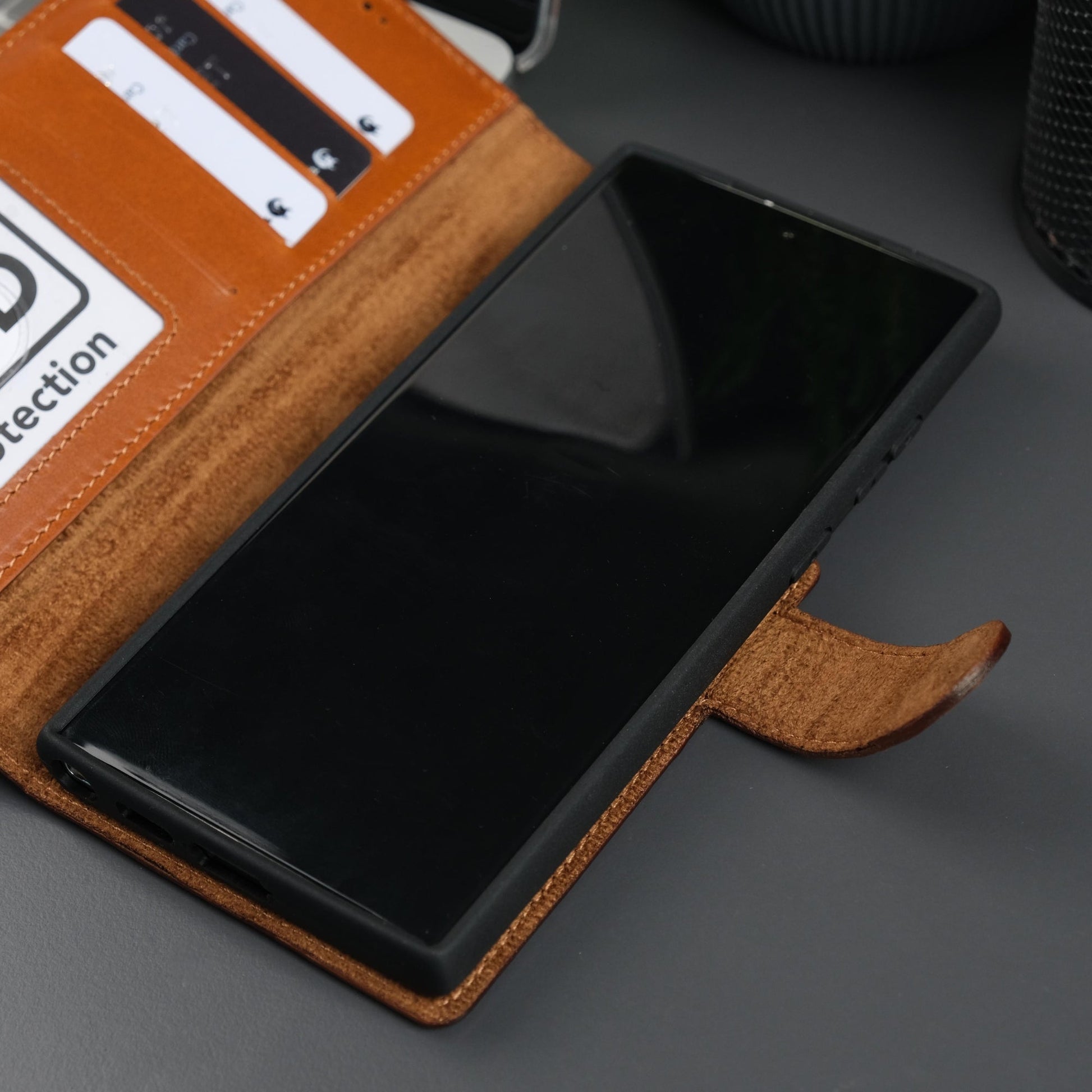 Leather Samsung Galaxy S25 Ultra Wallet Case | Buffalo - Concordia Style Boutique