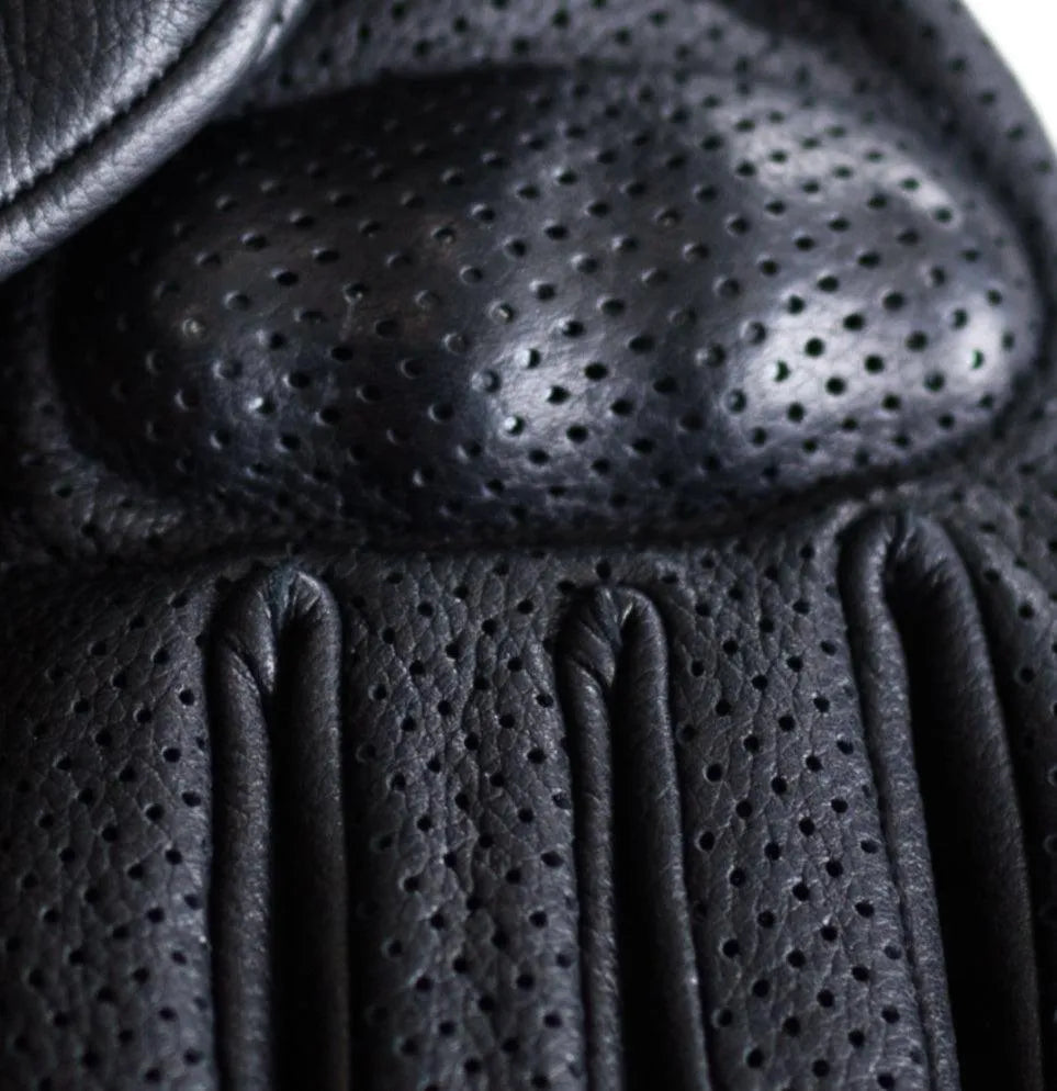 Legendary Uppercut Deerskin Short Wrist Perforated Knuckle Defense Touchscreen Motorcycle Gloves