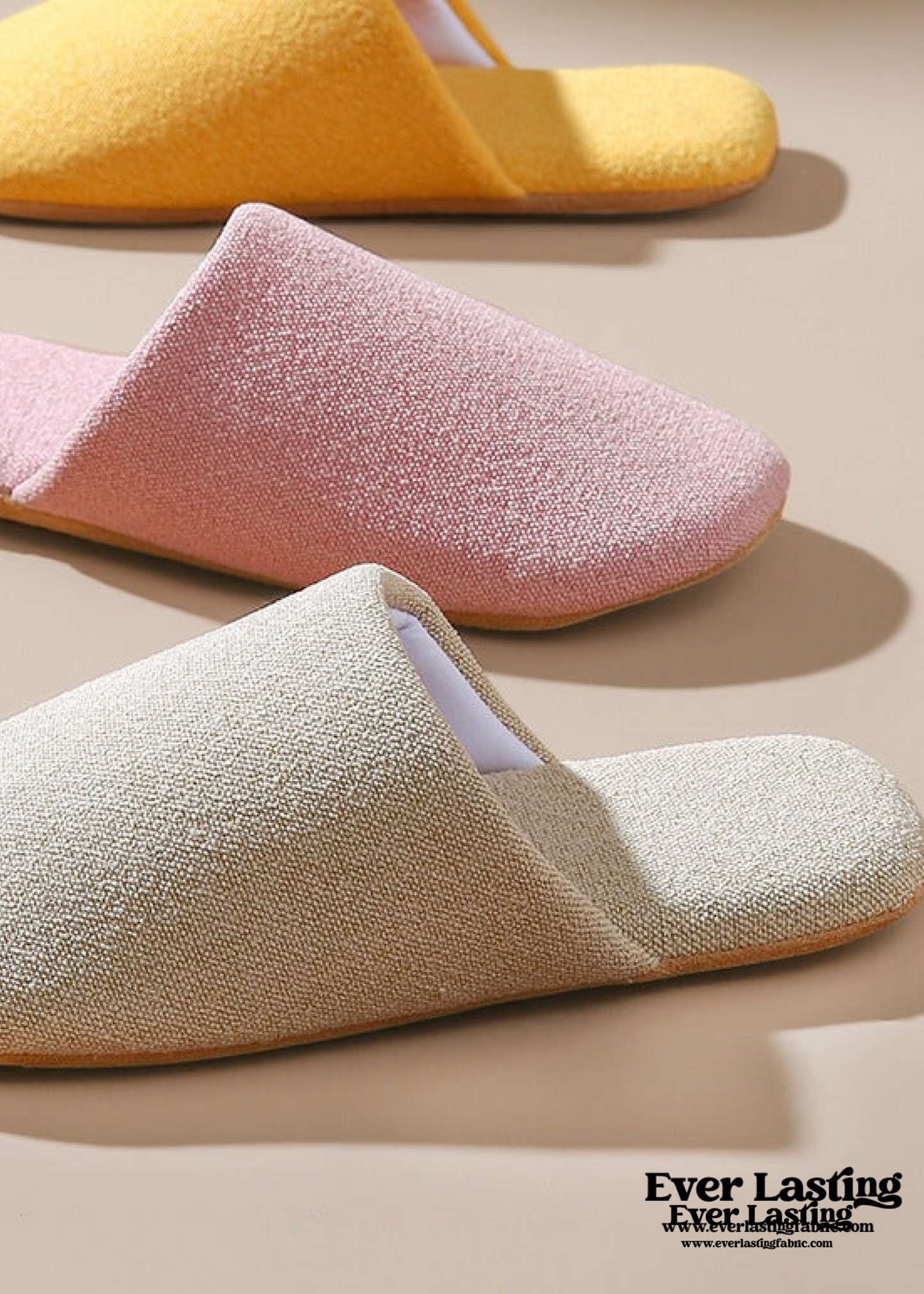 Modern House Slipper / White