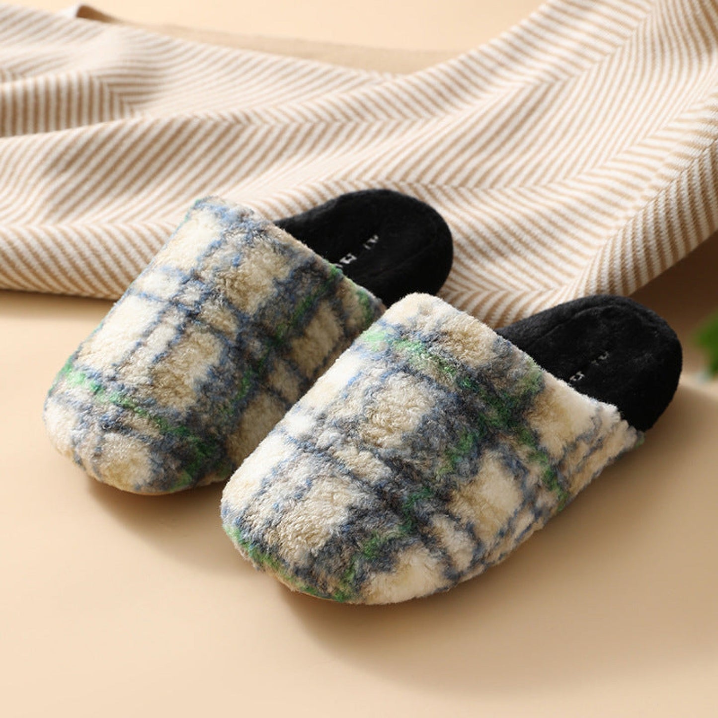 Modern Warm House Slippers / Yellow Striped