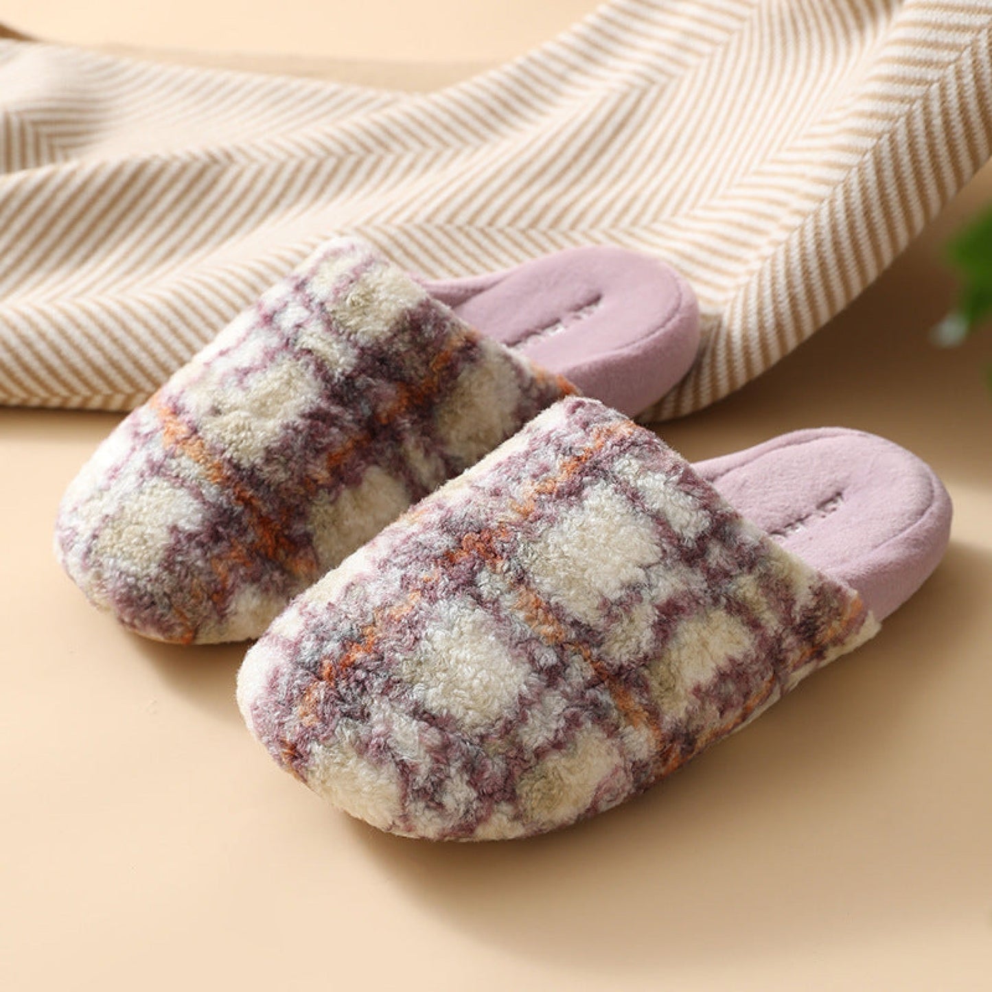 Modern Warm House Slippers / Yellow Striped