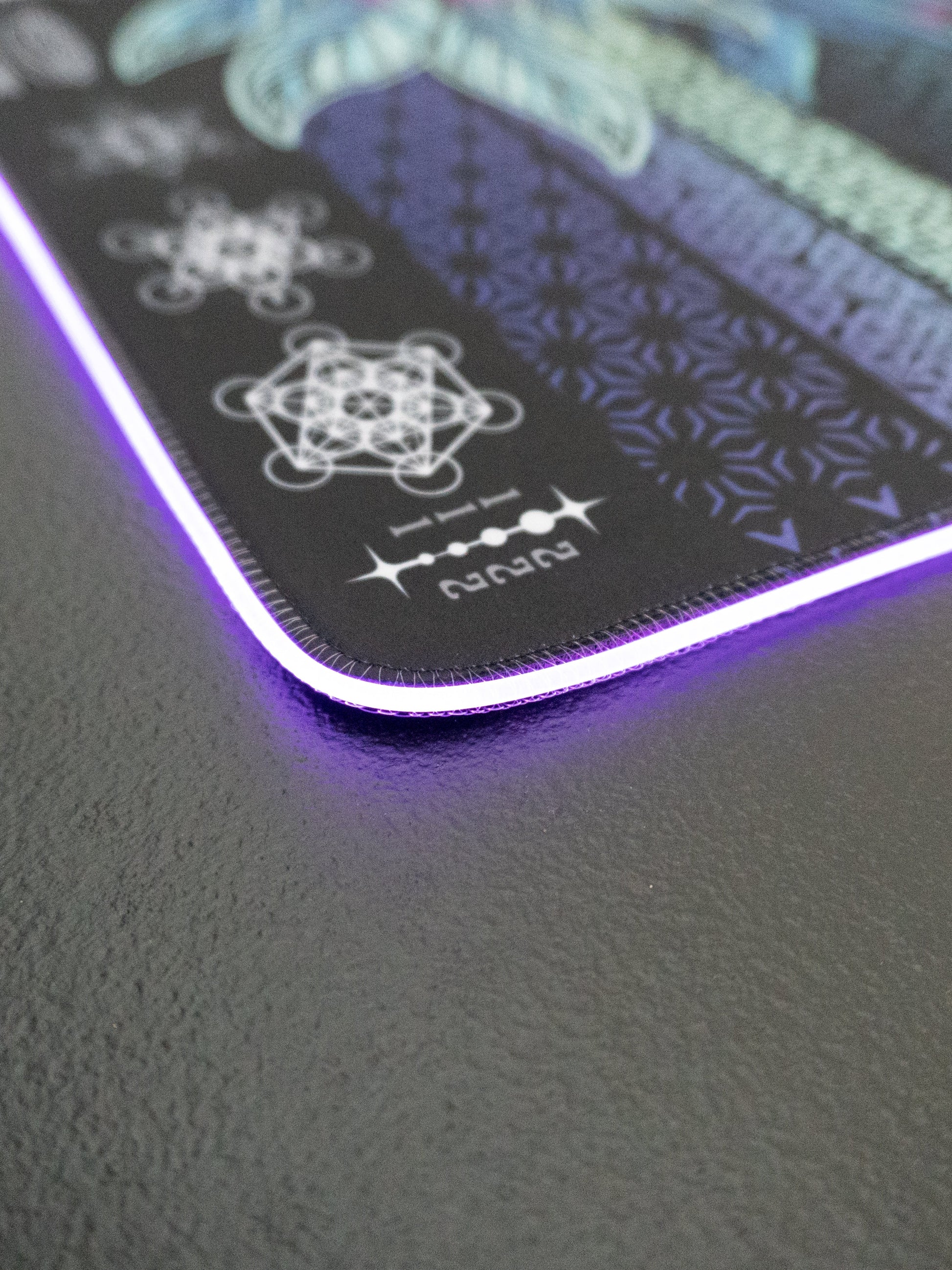 WOUNDS TO WISDOM V2 • ETHEREAL HUES • XXL RGB GAMING MOUSEPAD - Concordia Style Boutique