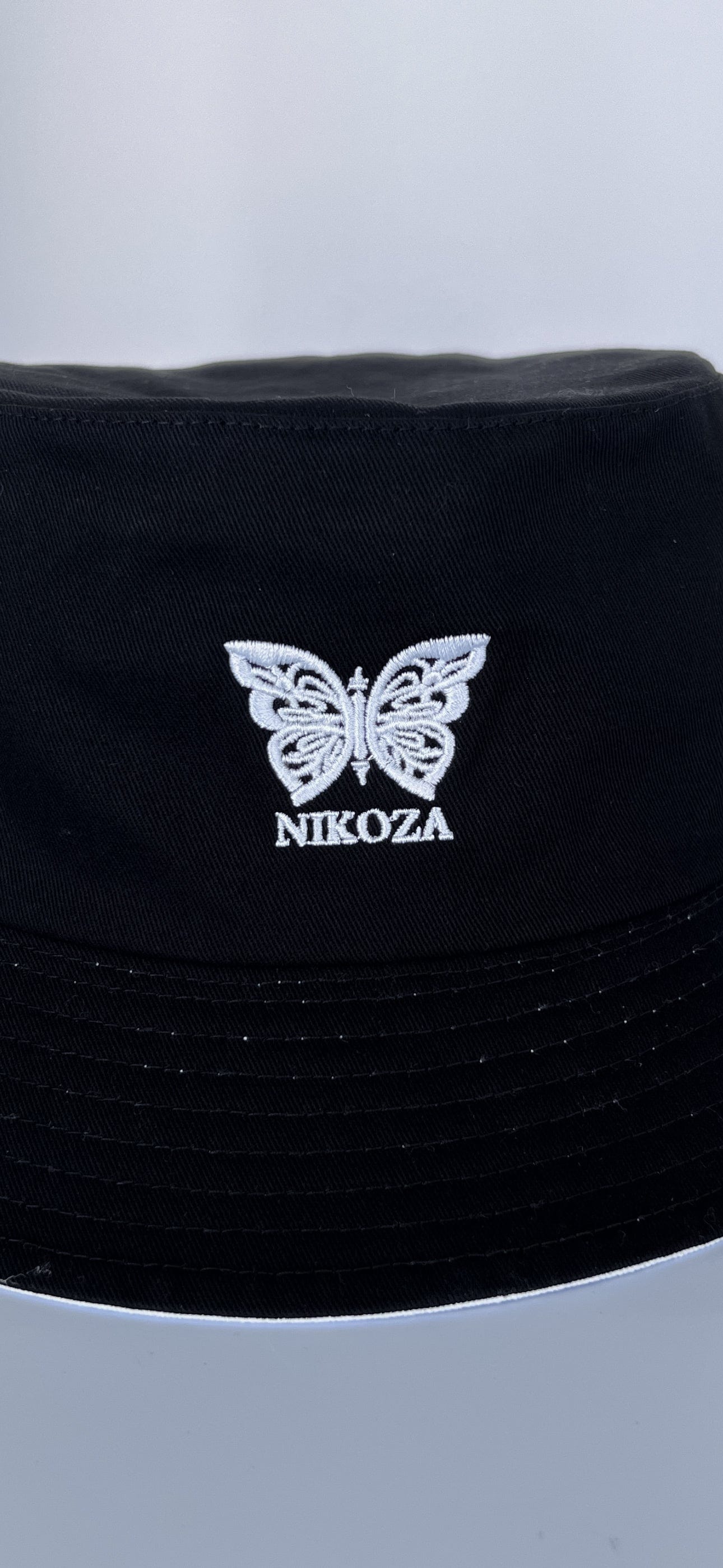 Black/White Nikoza Bucket Hat