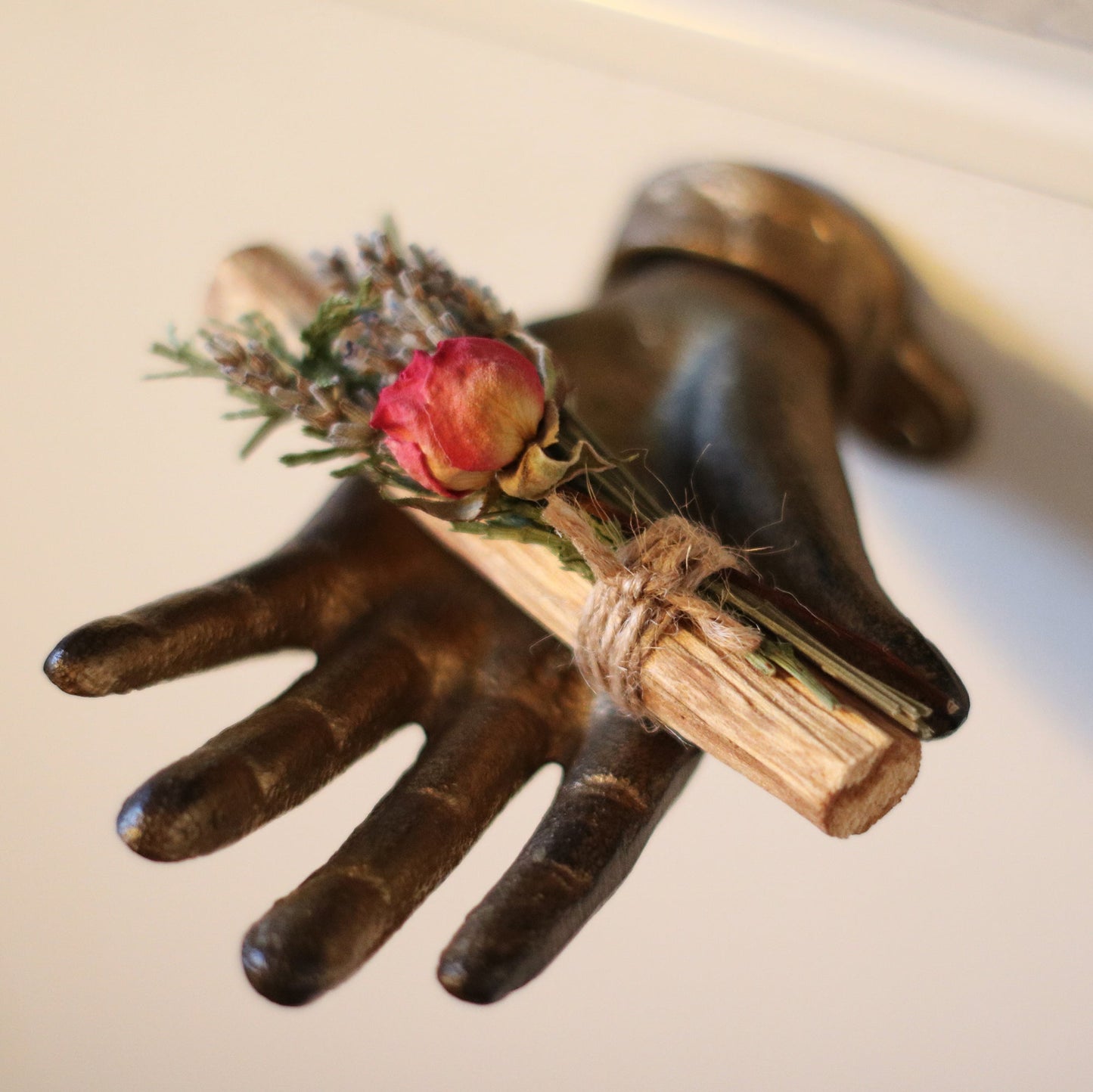 Palo Santo Flora Bundle with Lavender, Cedar, and Roses - Concordia Style Boutique