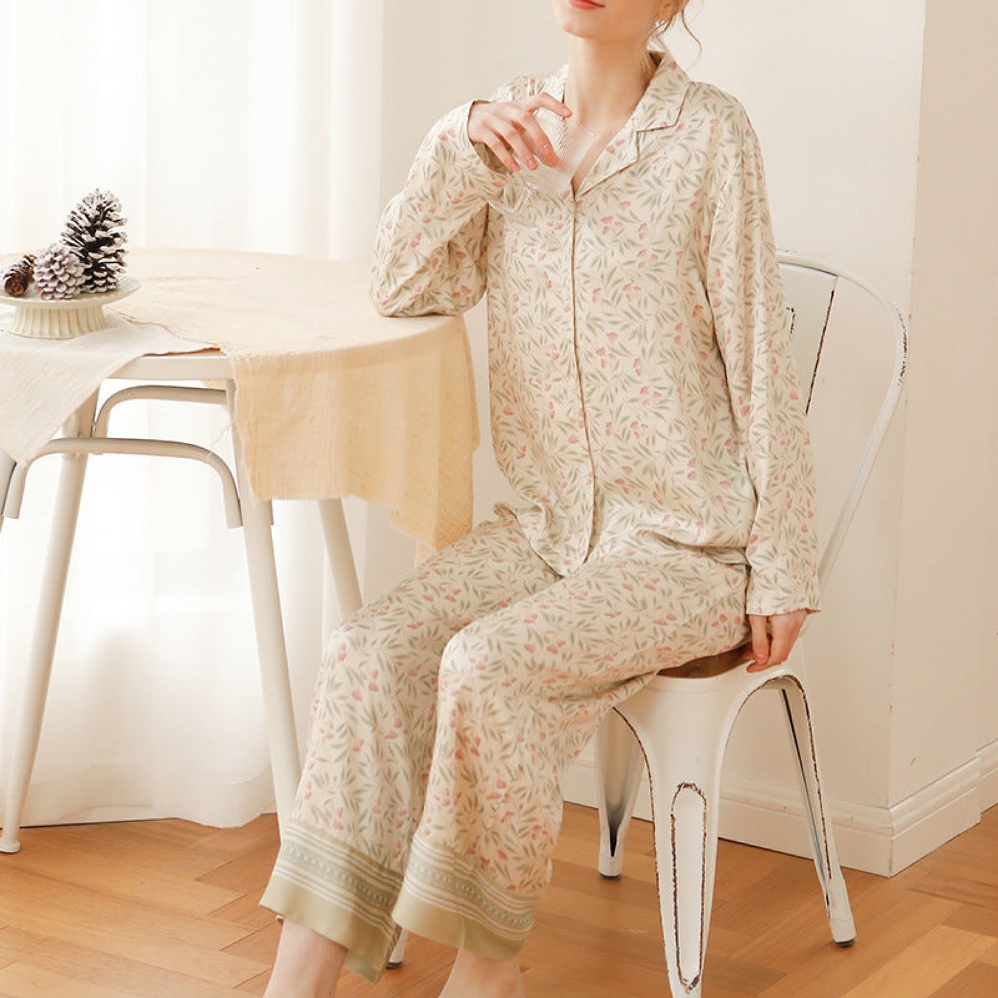 Pastoral Floral Short-Sleeve Long-Pants Pajama Set / Green