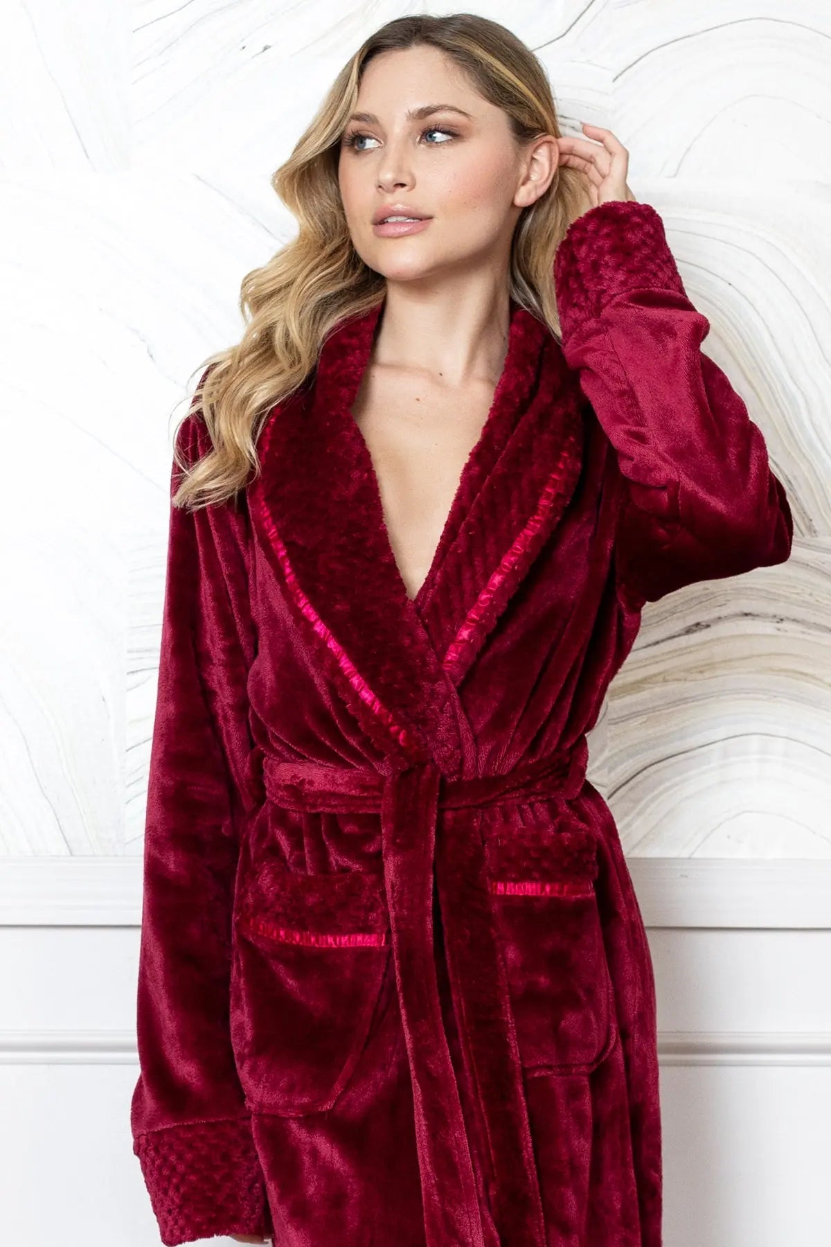 Women's Ultra Soft Plush Bathrobe - Concordia Style Boutique
