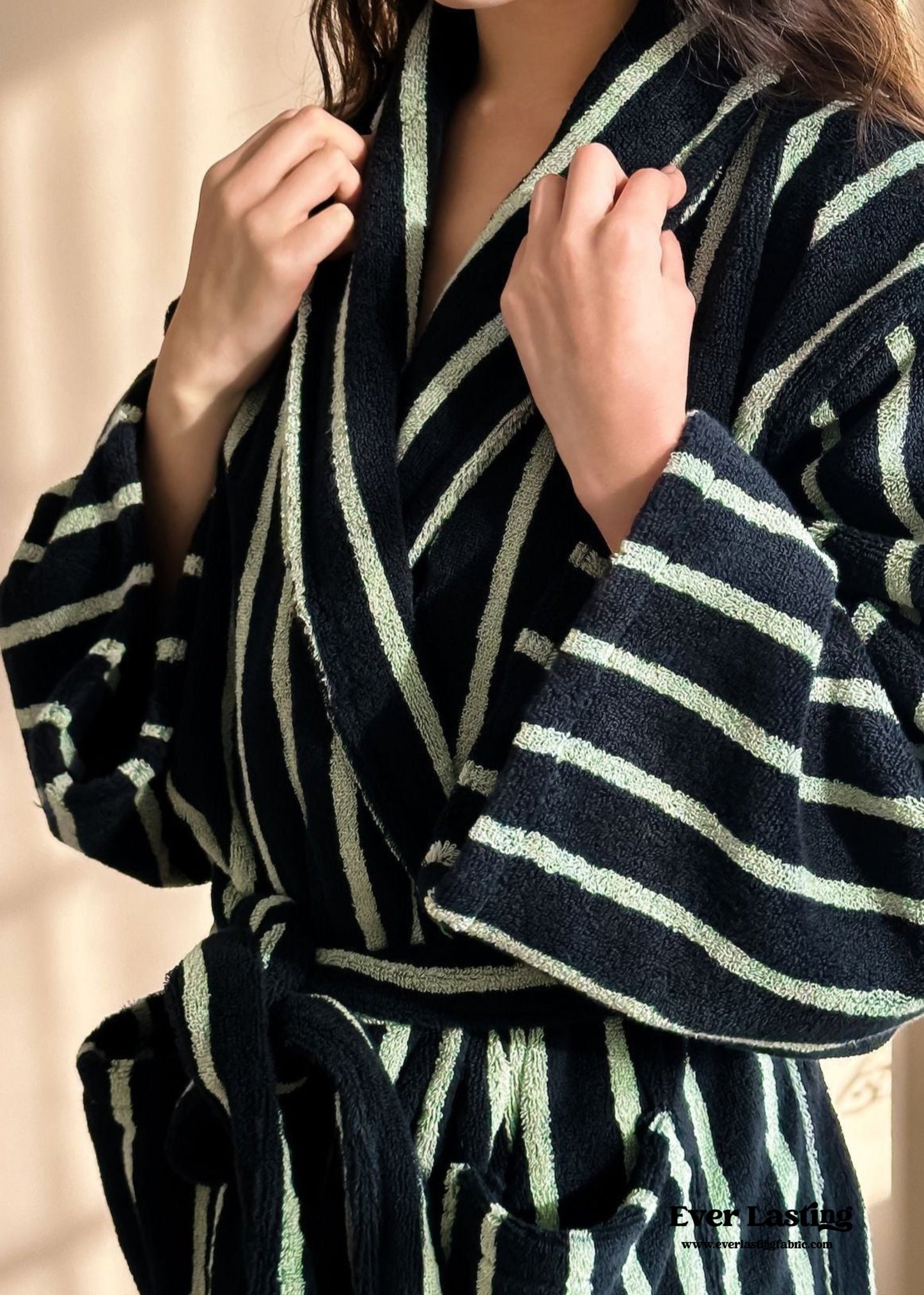 Retro Minimalist Striped Bathrobe Set / Green