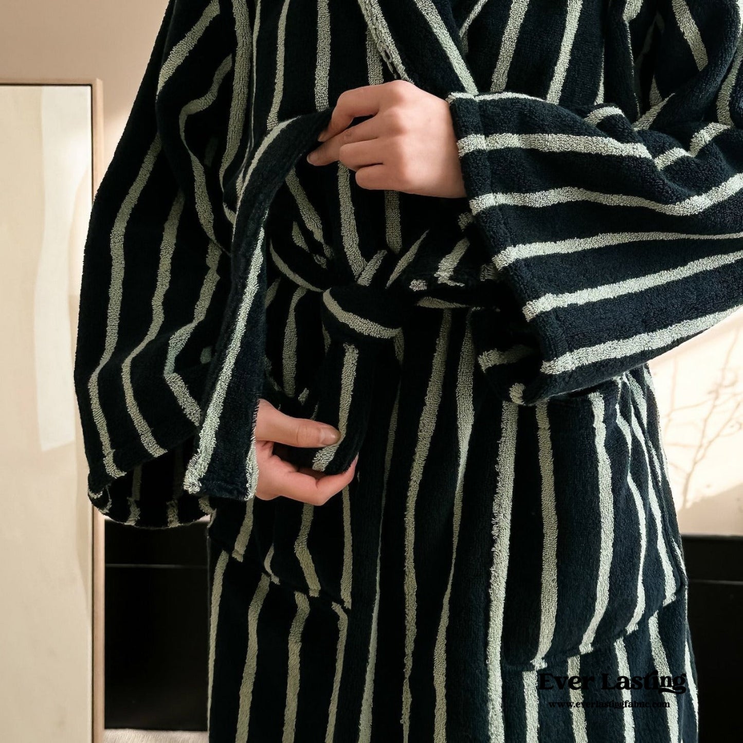 Retro Minimalist Striped Bathrobe Set / Green