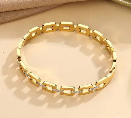 Luxora Glow Bracelet