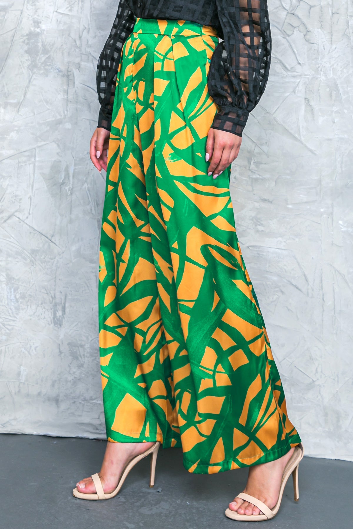 ALWAYS ABOUT YOU WOVEN PANTS - Concordia Style Boutique