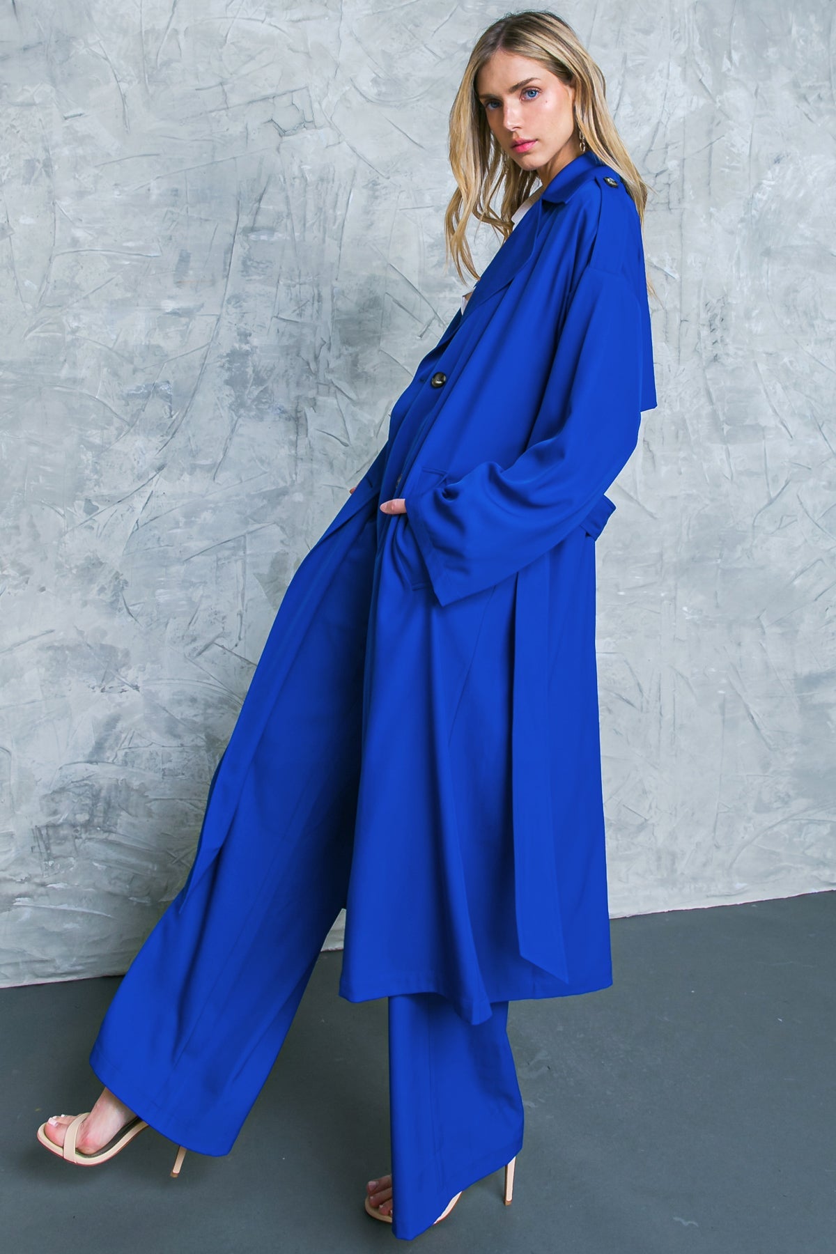 BOSS BABE WOVEN TRENCH COAT - Concordia Style Boutique